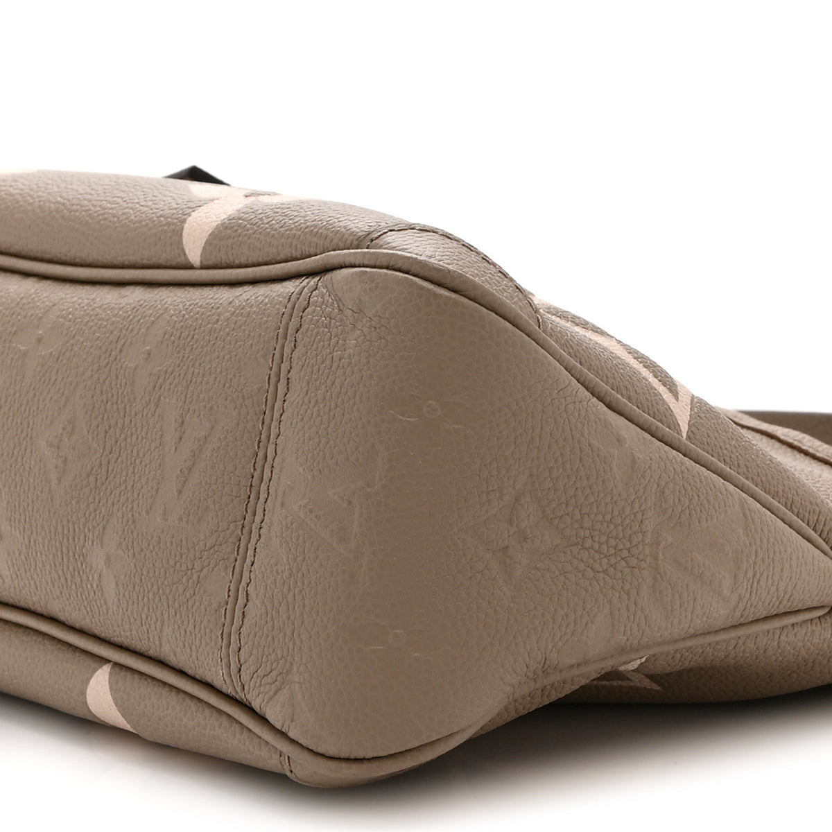 Empreinte Monogram Giant Trianon PM Tourterelle Creme