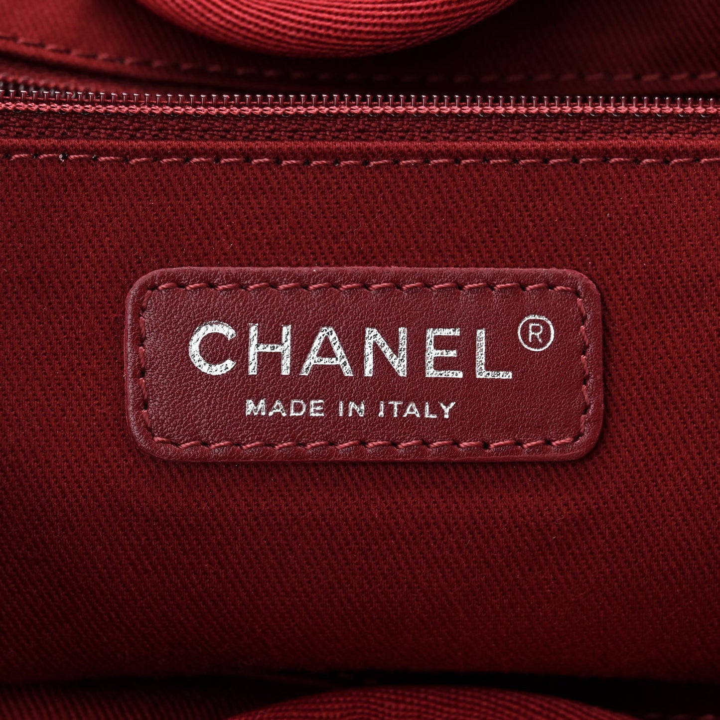 Canvas Medium Deauville Tote Red