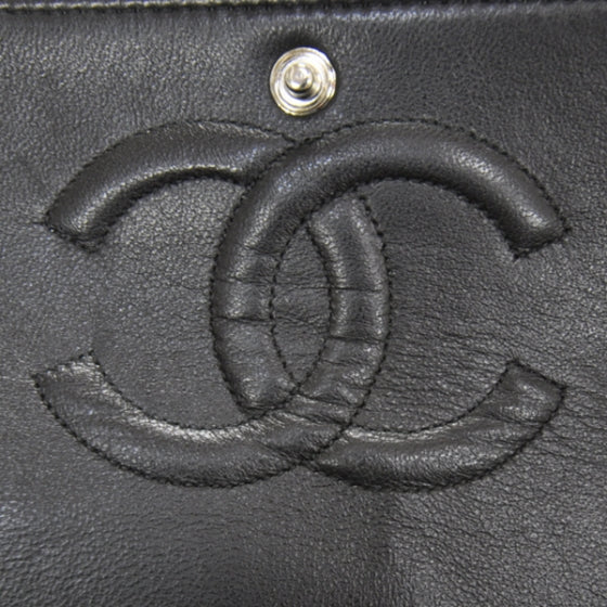 Caviar Medium Double Flap Black