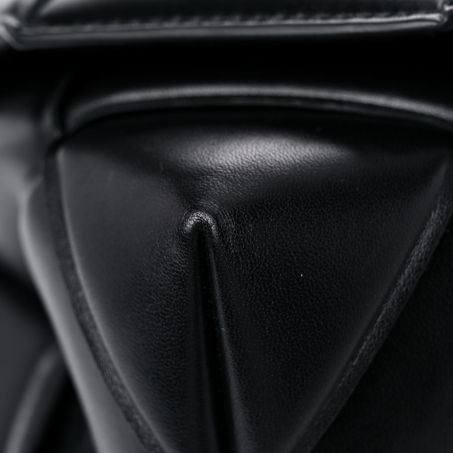 Bottega Veneta Nappa Intreccio Padded Top Handle Shoulder Bag Black 7 of 18