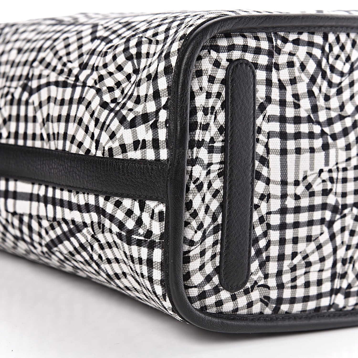 MCM Visetos Medium Liz Reversible Shopper Tote Black 15 of 17