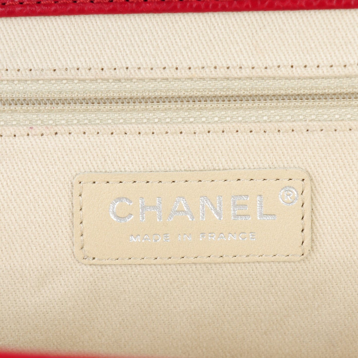 Caviar Quilted Large CC Clutch Red