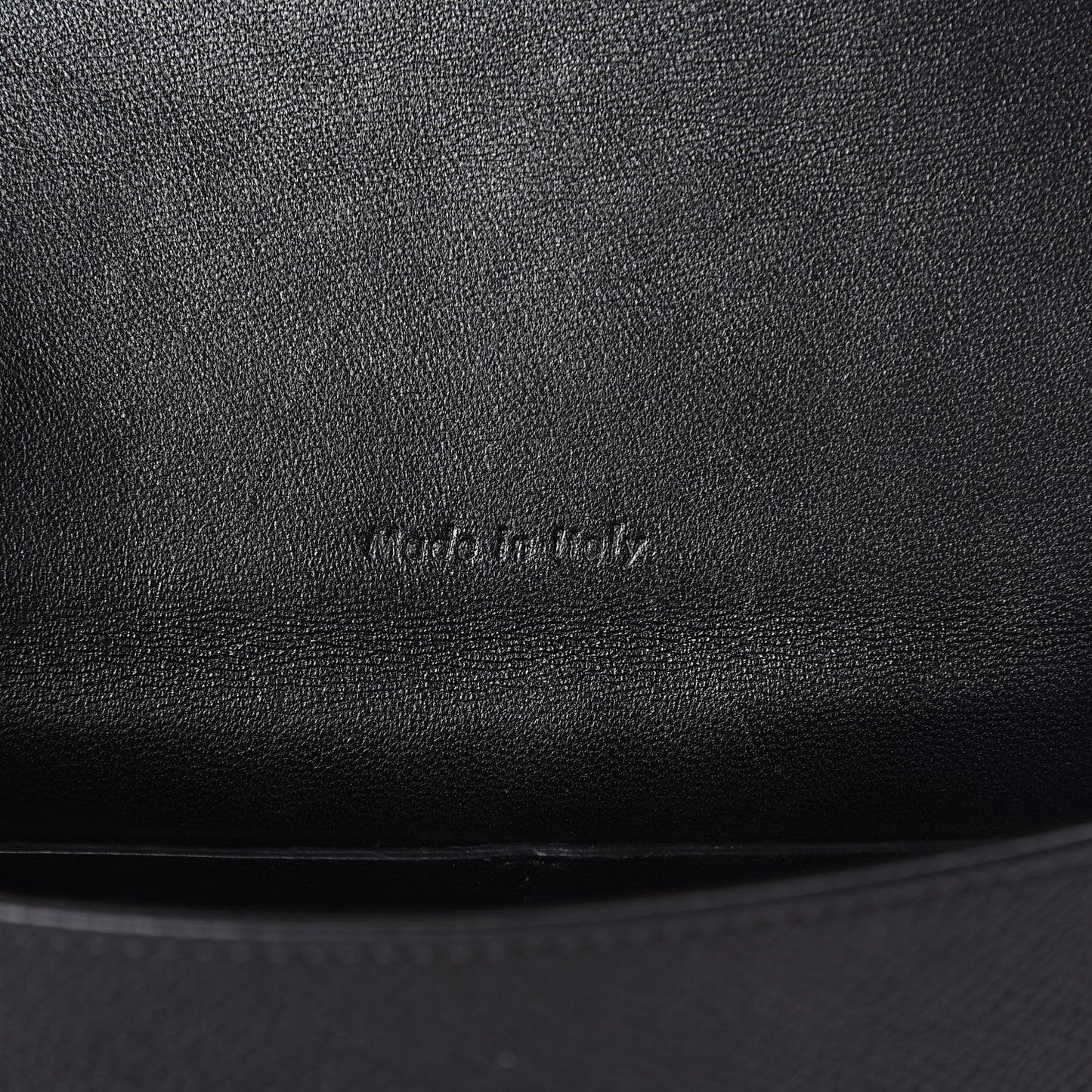 Grained Calfskin Compact Trotteur Black