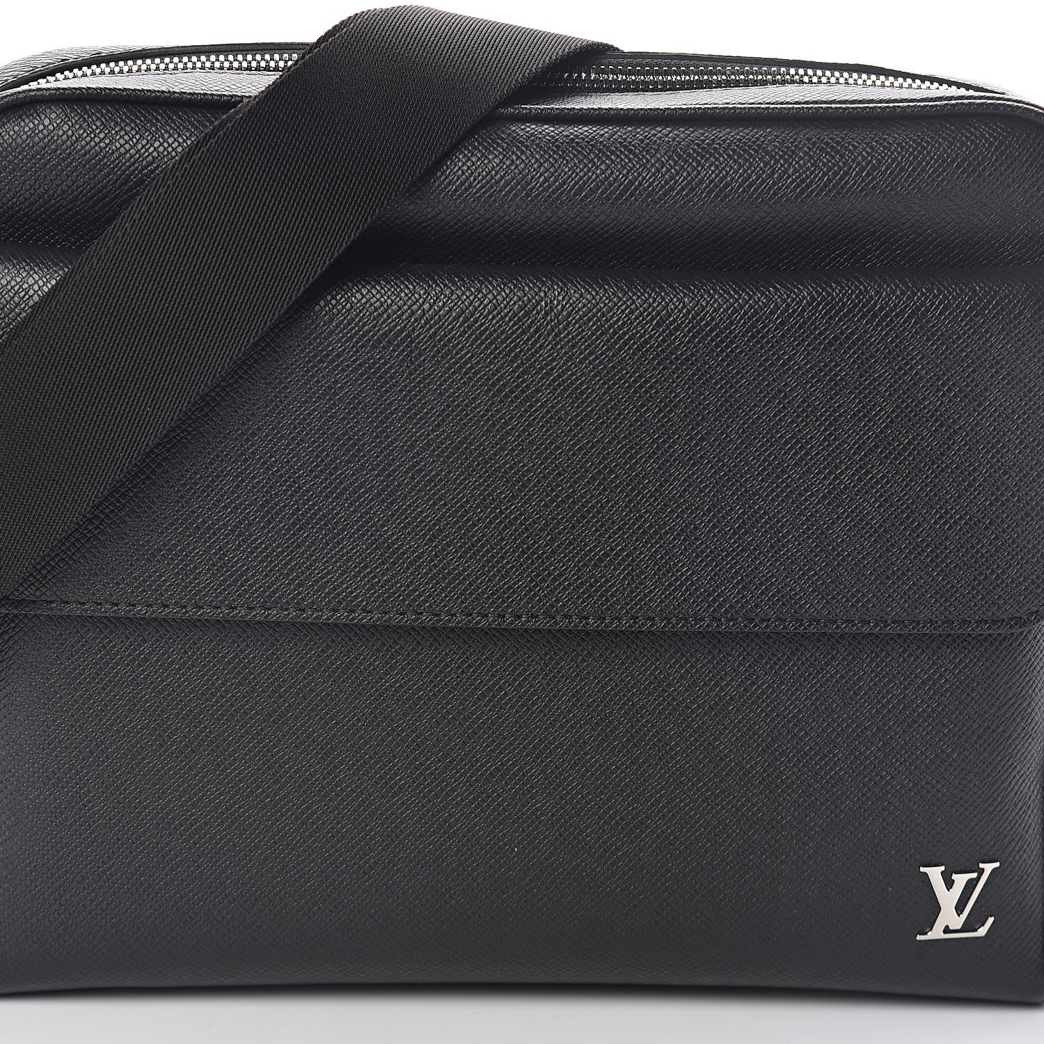 Louis Vuitton Taiga Alex Messenger PM Black 7 of 9