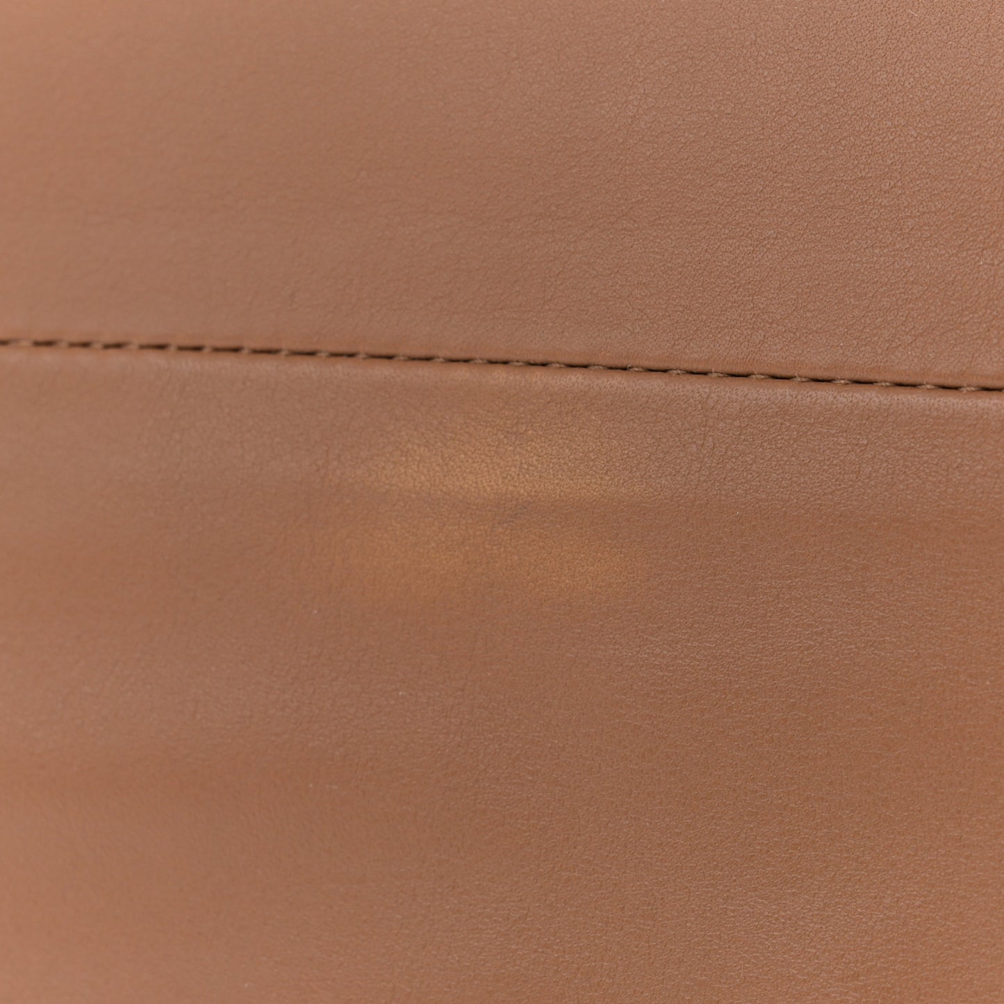 Calfskin The Pouch Chain Teak