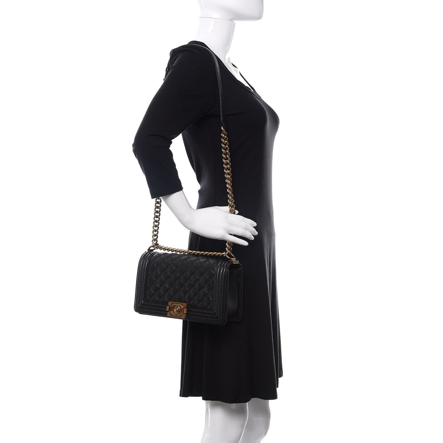 Caviar Quilted Medium Boy Flap Black