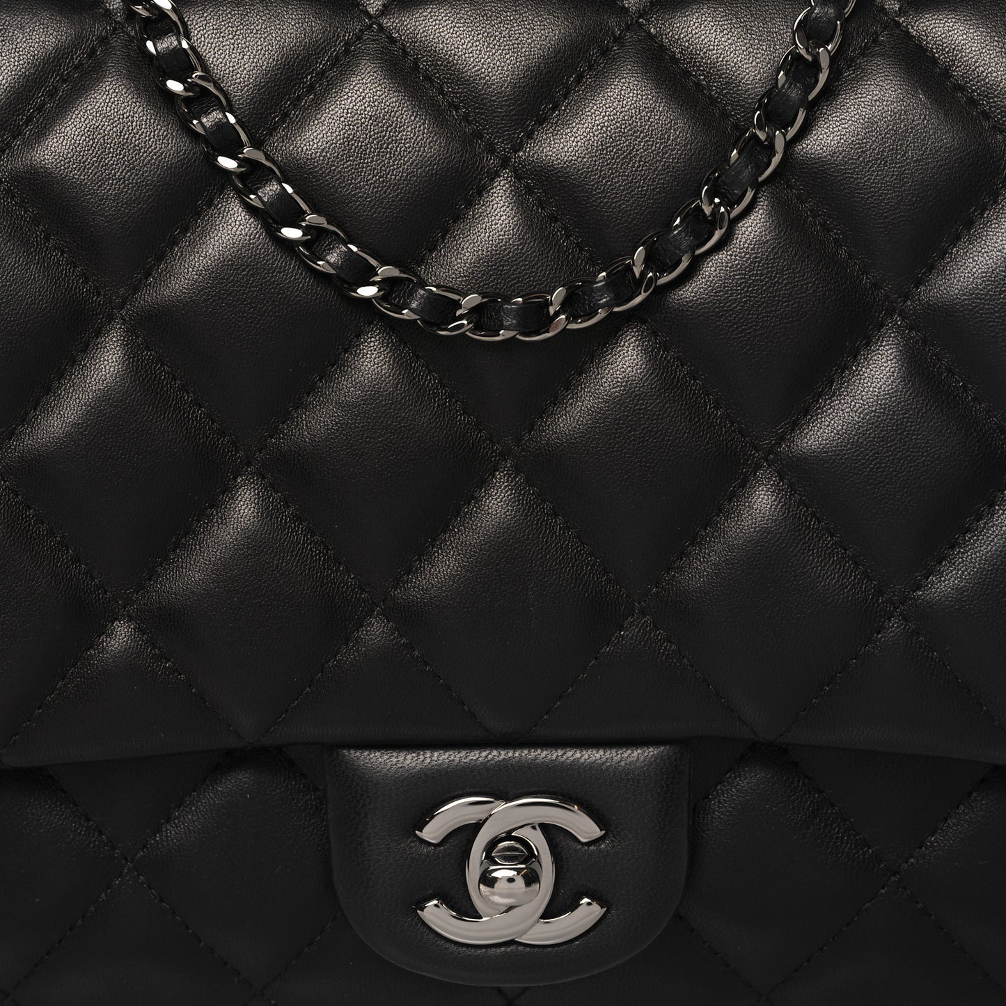 Lambskin Quilted Clutch With Chain Flap Black
