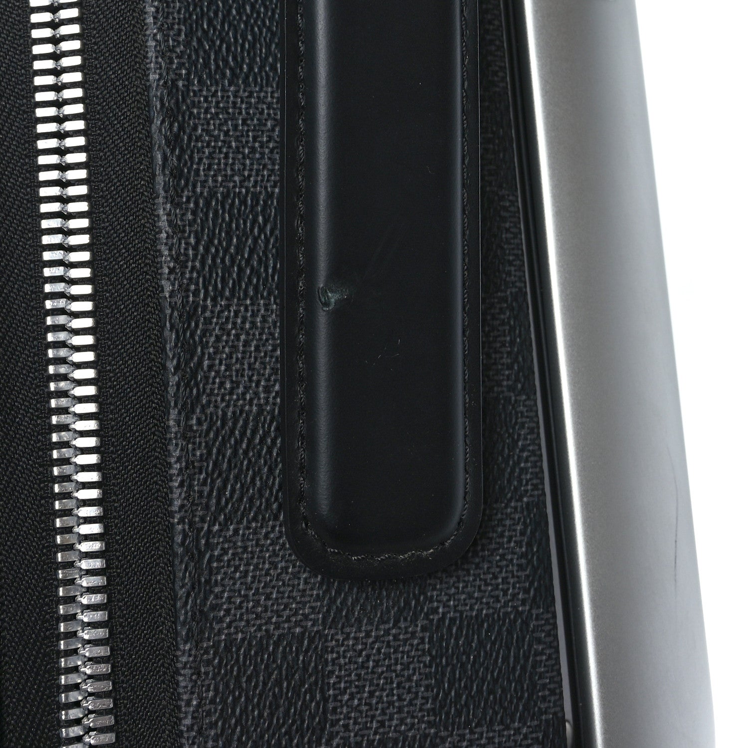 Louis Vuitton Damier Graphite Horizon 9 of 10