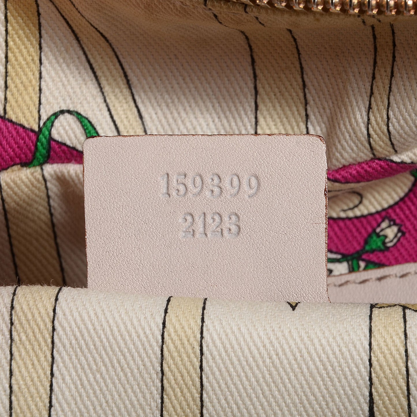 Monogram Wave Medium Boston Off White