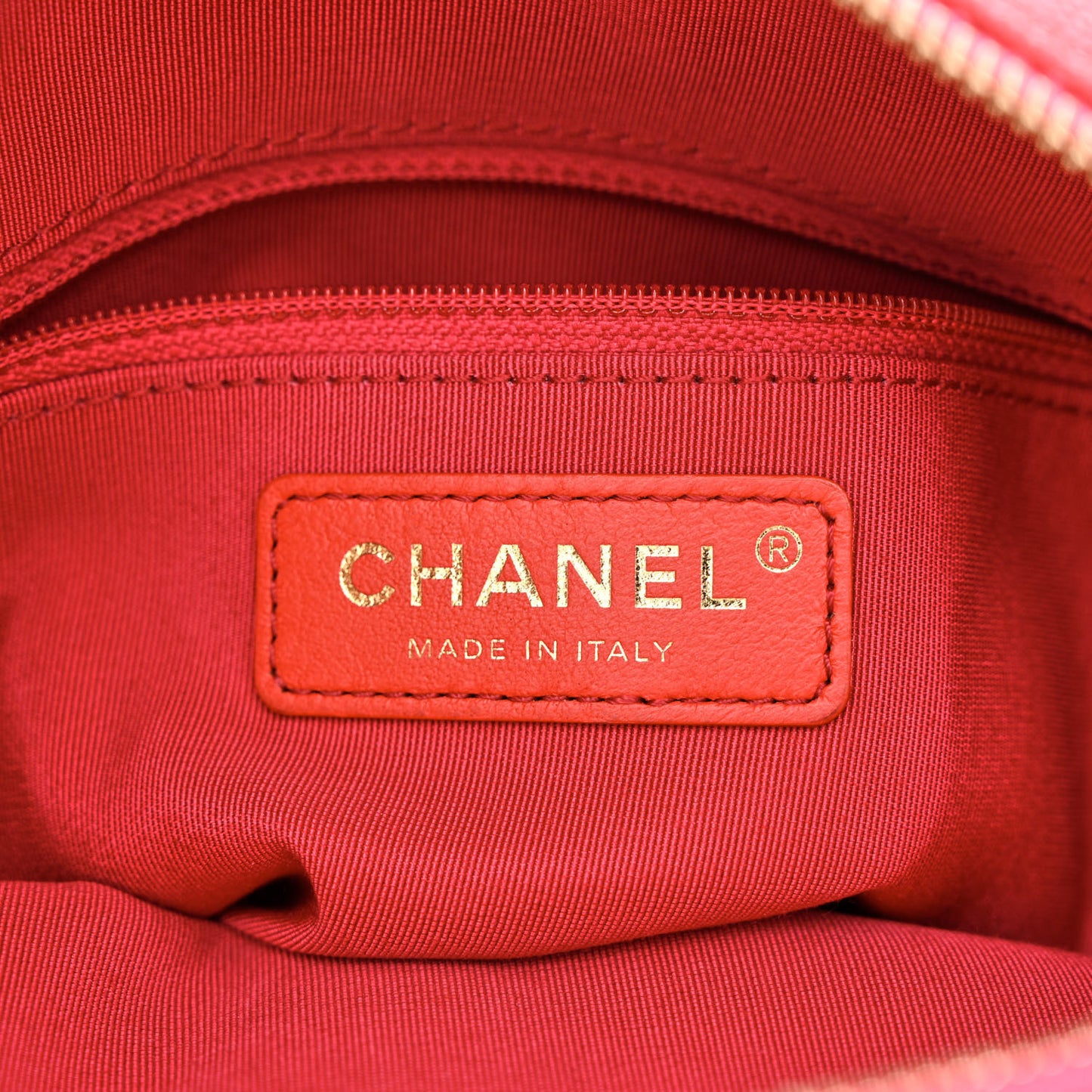 Caviar Quilted Small In & Out Camera Case Pink