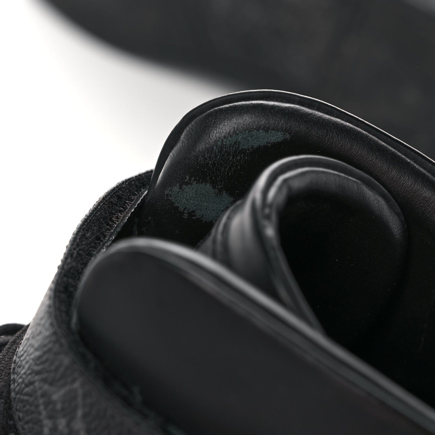 Louis Vuitton Monogram Eclipse Mens Passenger High Top Sneaker Boots 8 Black 10 of 11