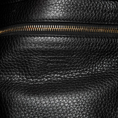 Valentino Garavani Pebbled Calfskin Large Rockstud Flip-Lock Messenger Bag Black 6 of 8