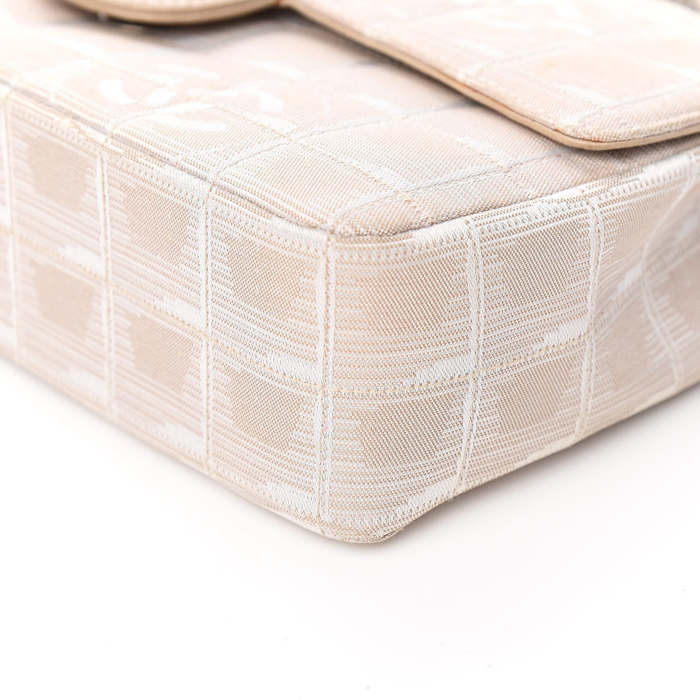 Nylon Medium Travel Flap Light Beige