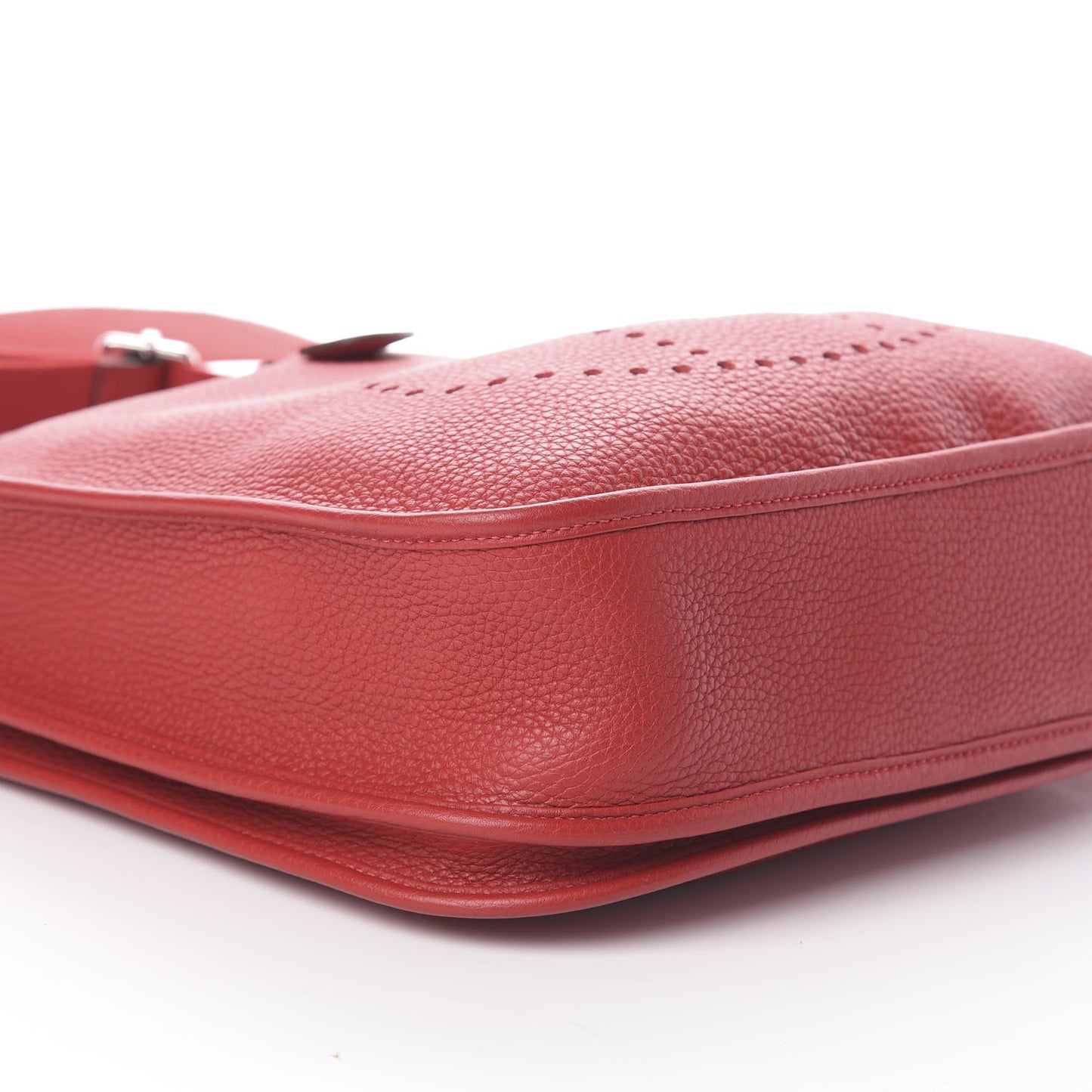 Taurillon Clemence Evelyne III PM Rouge Garance