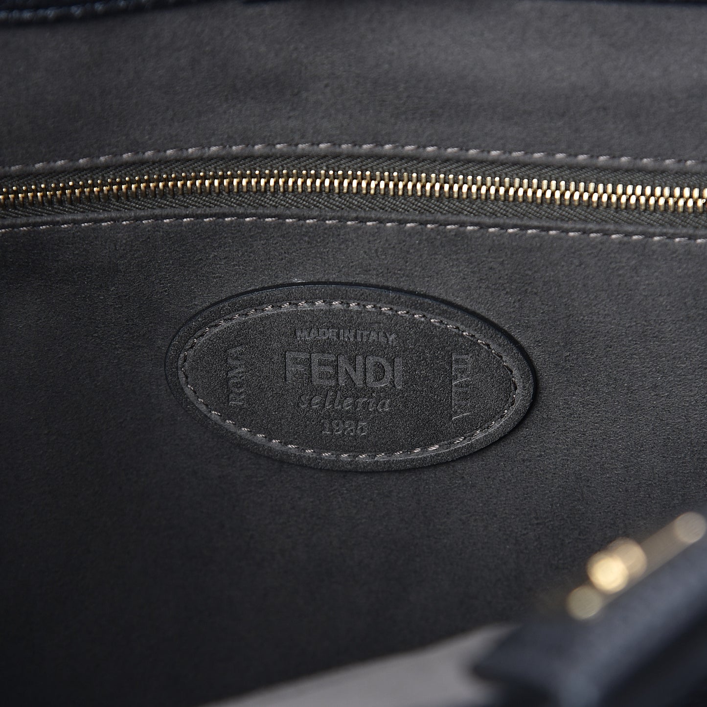 Cuoio Romano Selleria Medium FF Tote Black