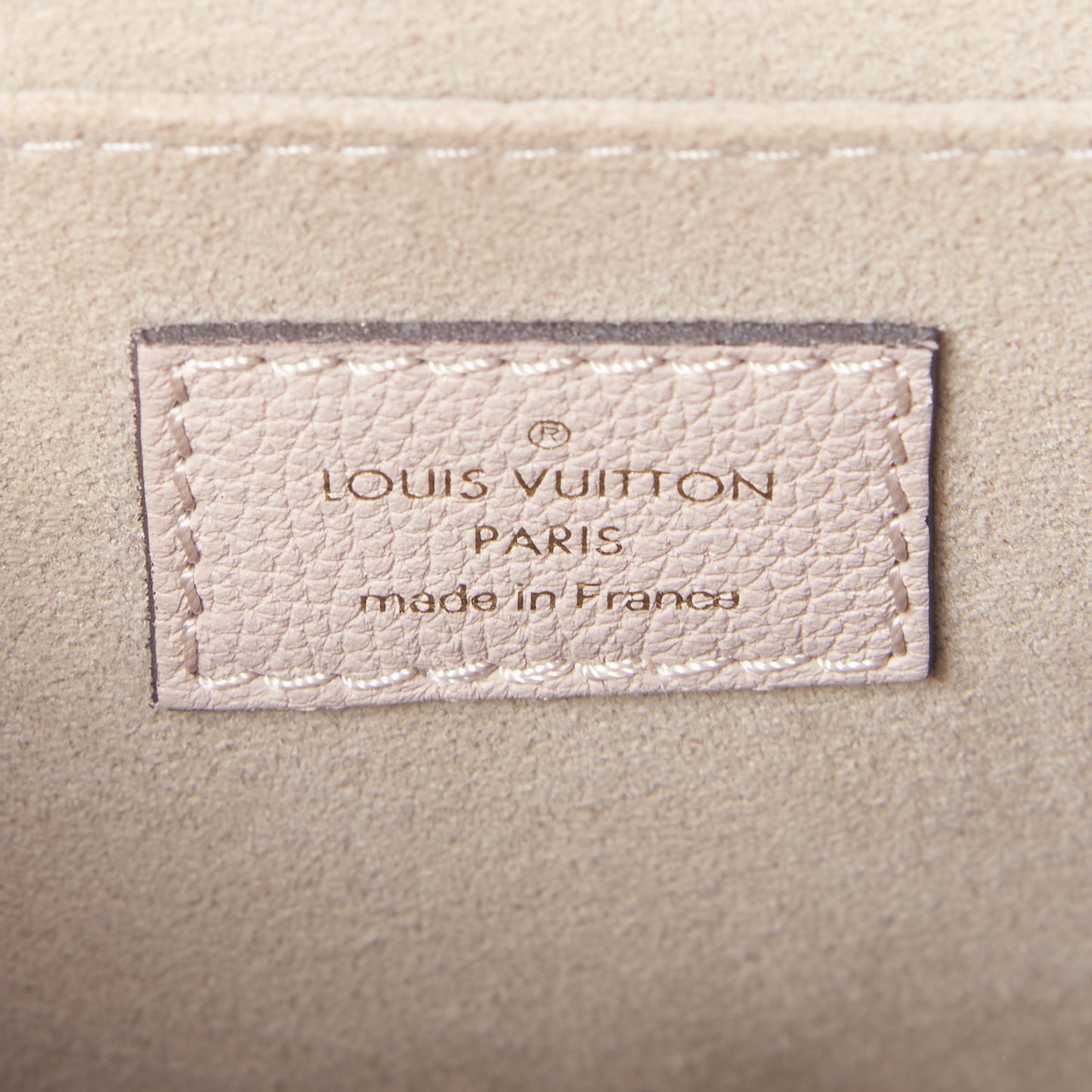 Grained Calfskin Lockme Chain Bag Greige