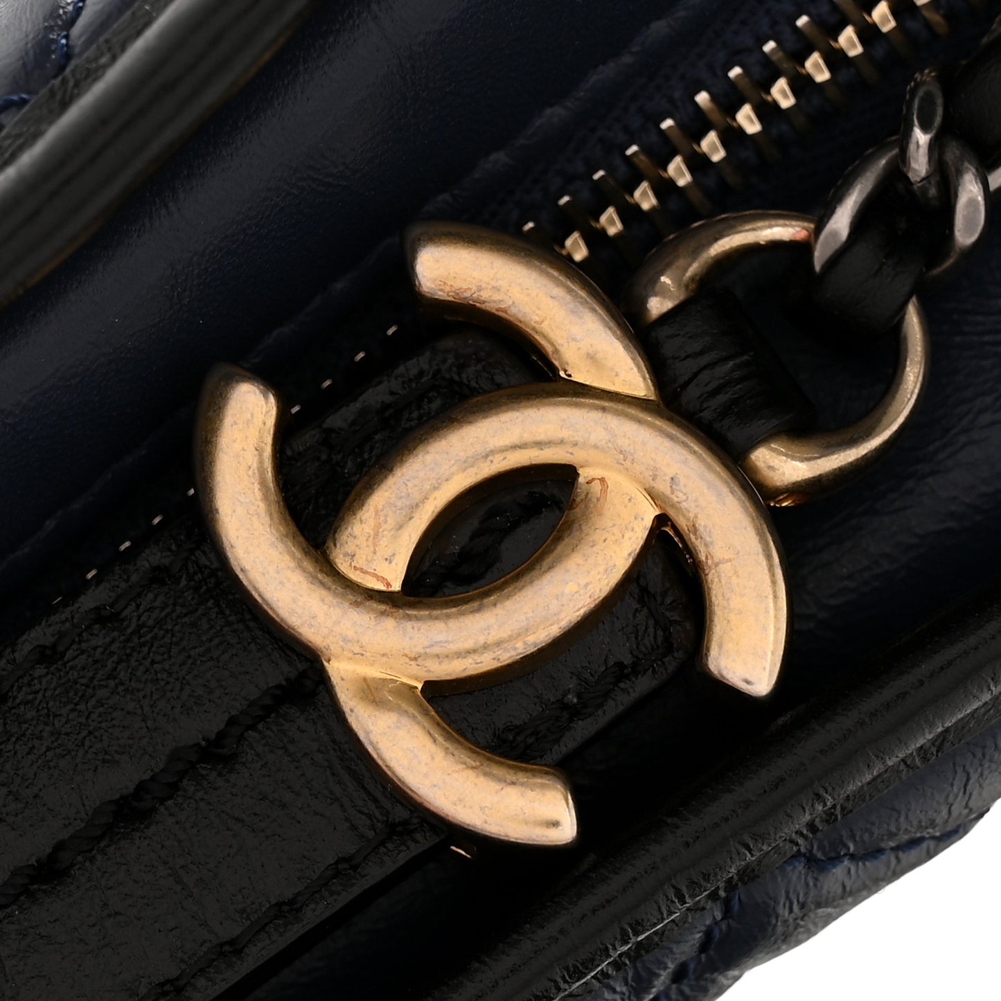 Aged Calfskin Quilted Small Gabrielle Hobo Navy Black