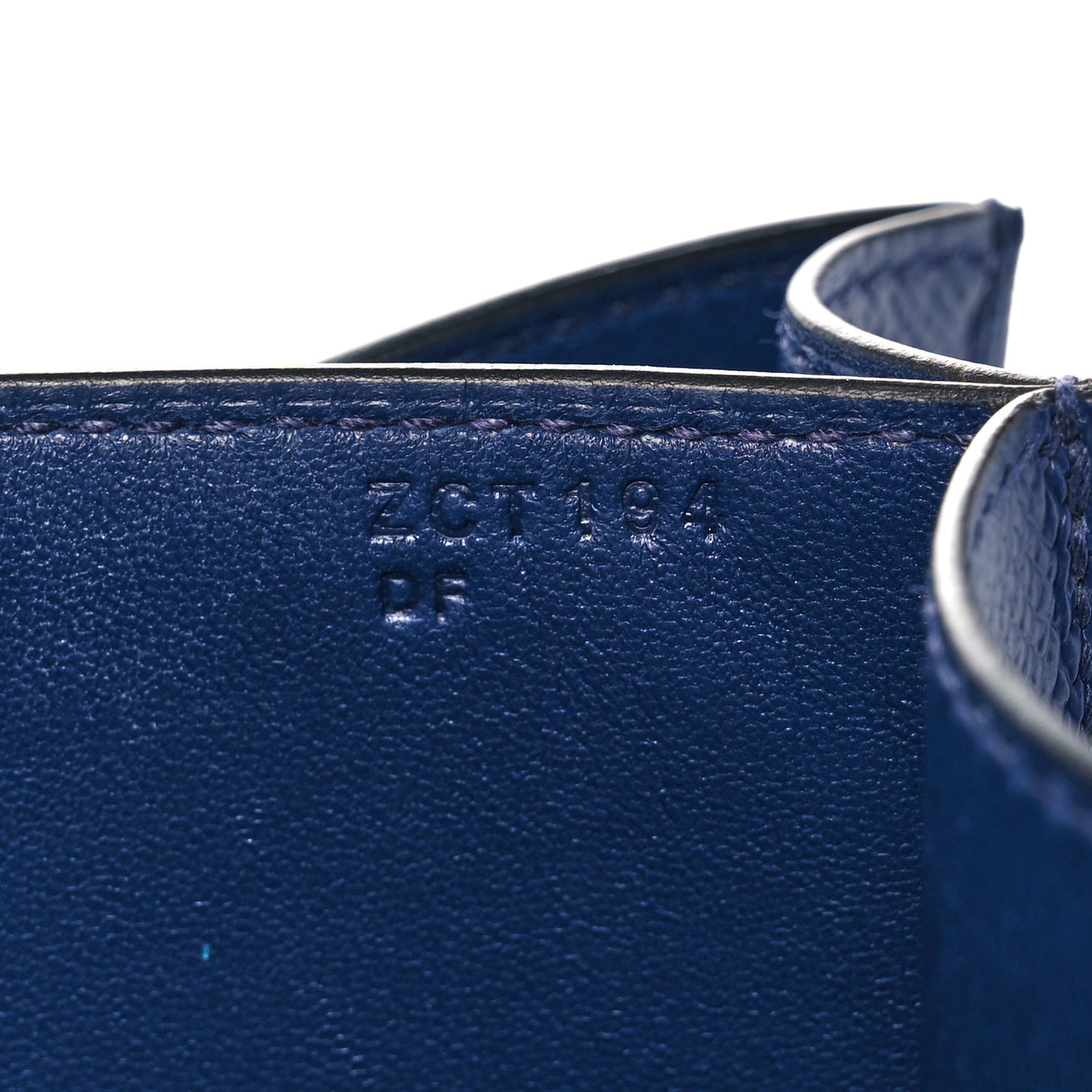 Epsom Constance 24 Bleu Saphir