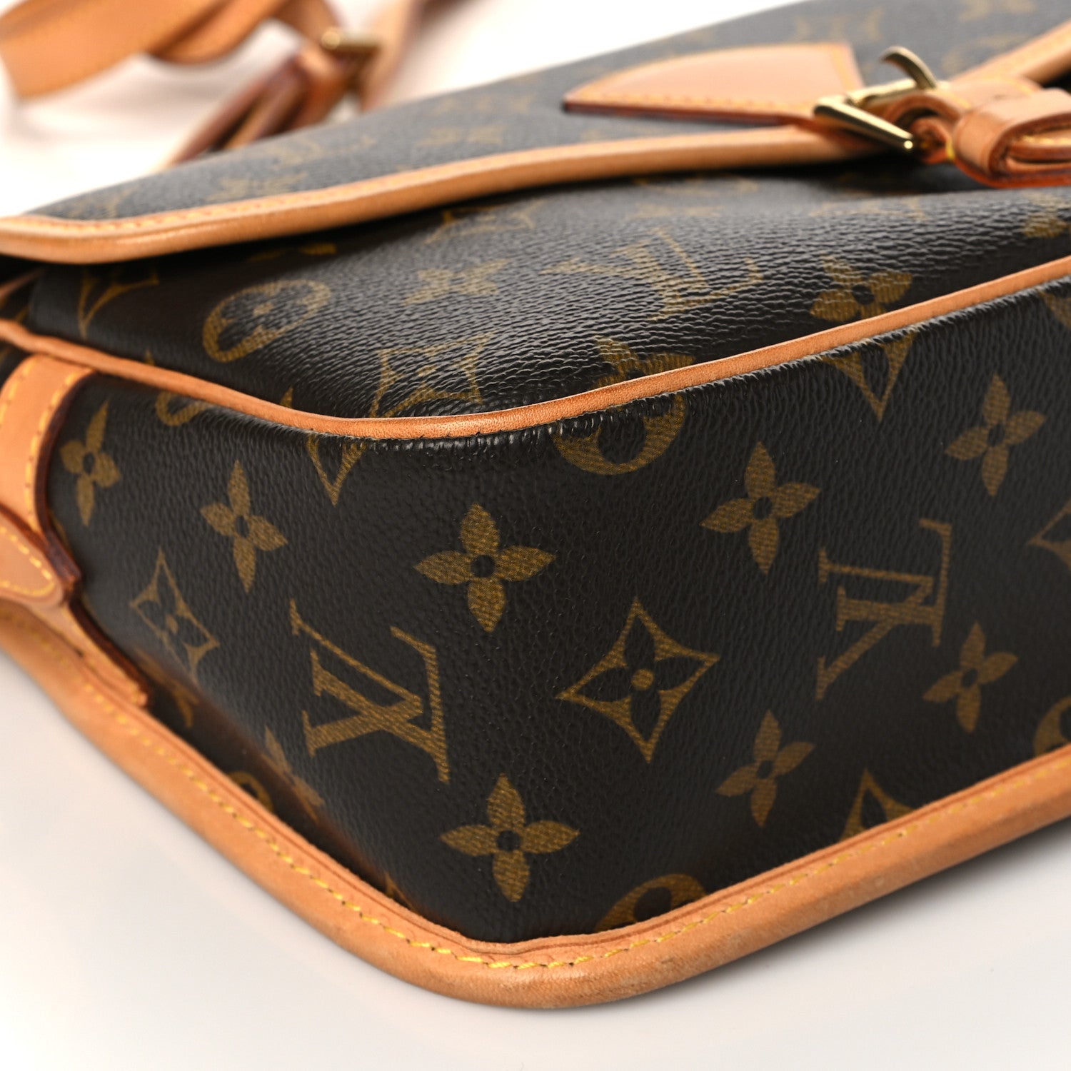 Louis Vuitton Monogram Sologne 8 of 10