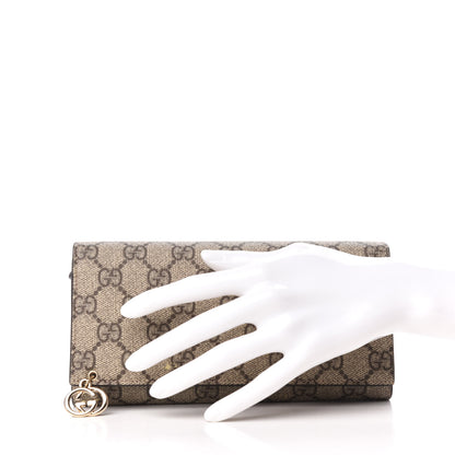 Gucci GG Supreme Monogram GG Pierce Chain Clutch Wallet Beige Ebony Cocoa 2 of 7
