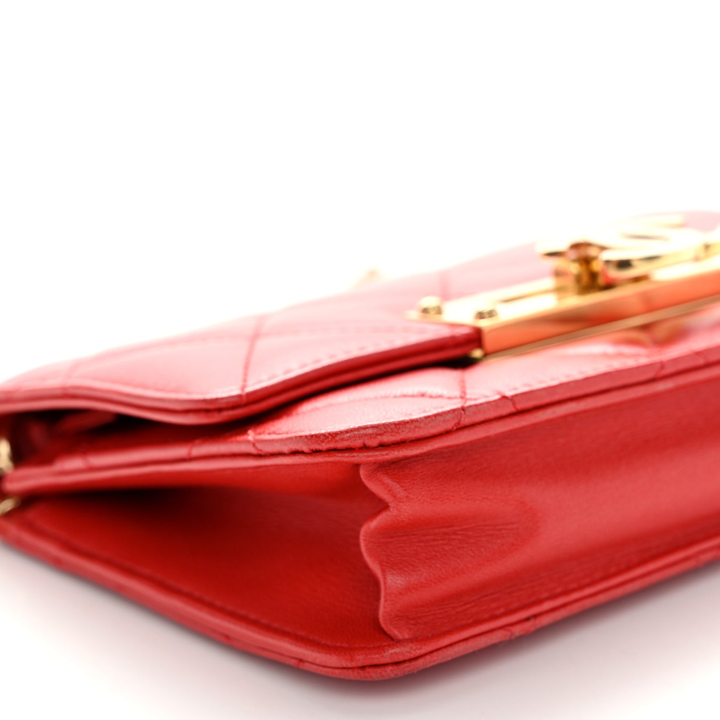 Lambskin Quilted Golden Class Wallet on Chain WOC Red