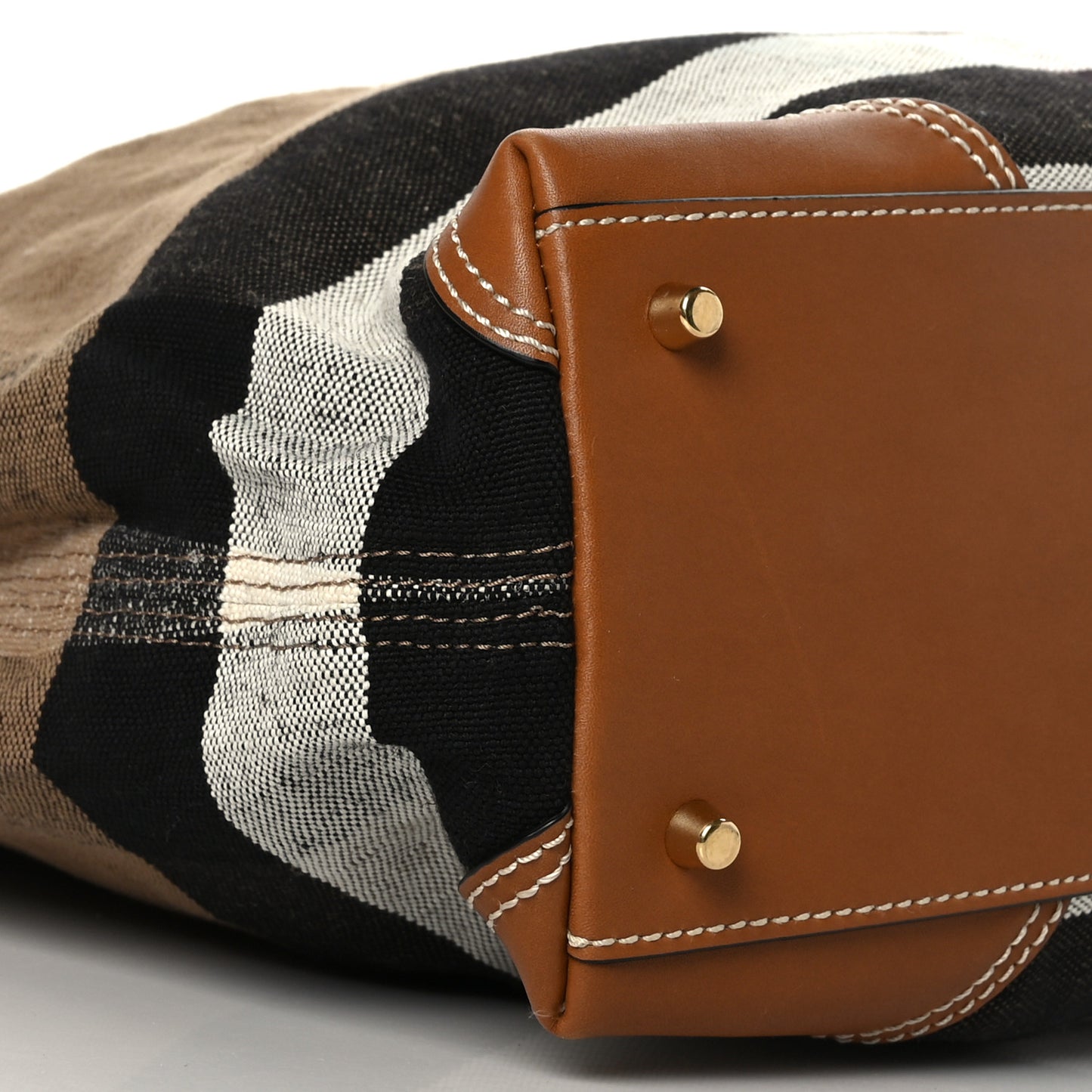 Canvas Mega Check Medium Maidstone Saddle Brown