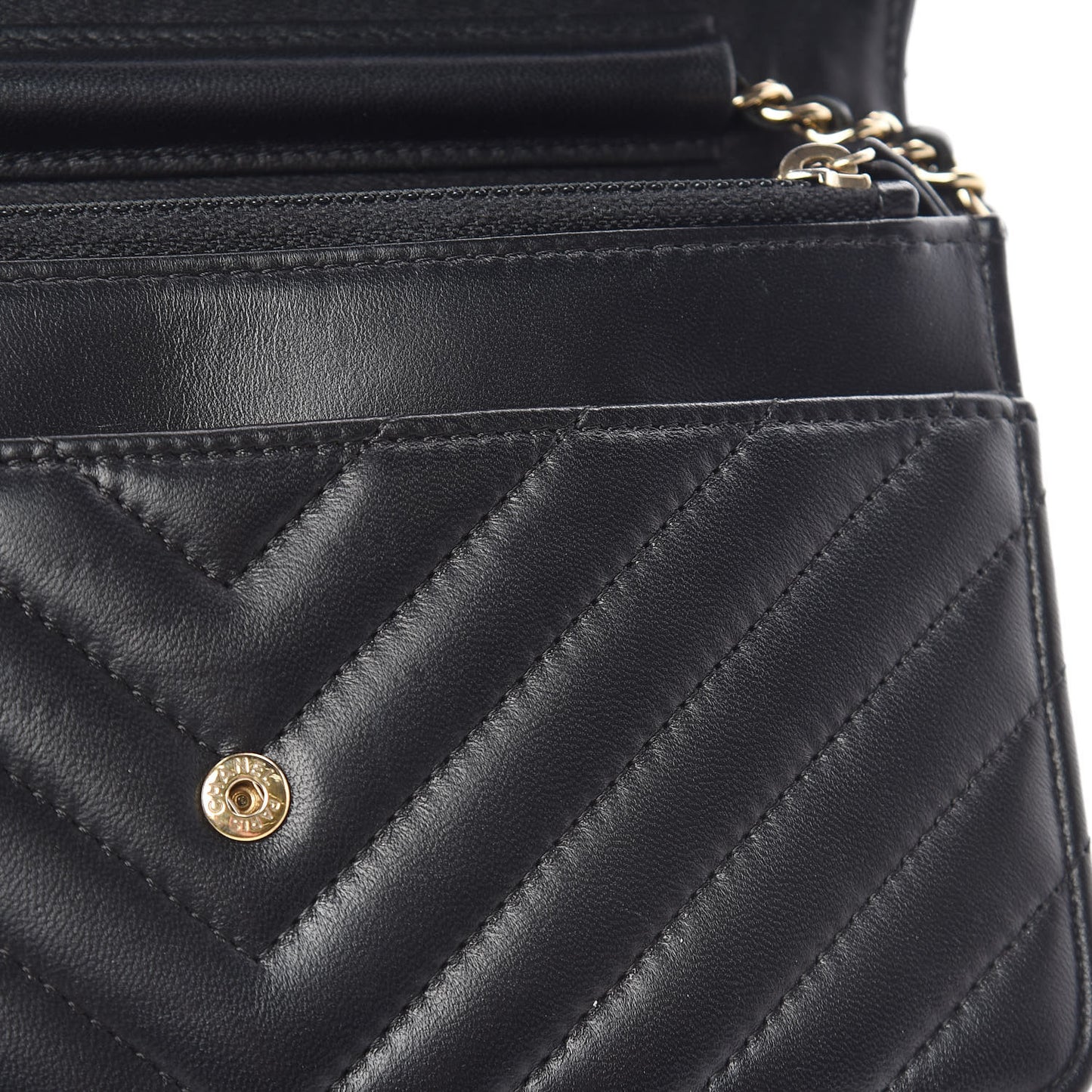 Lambskin Chevron Quilted Wallet On Chain WOC Black