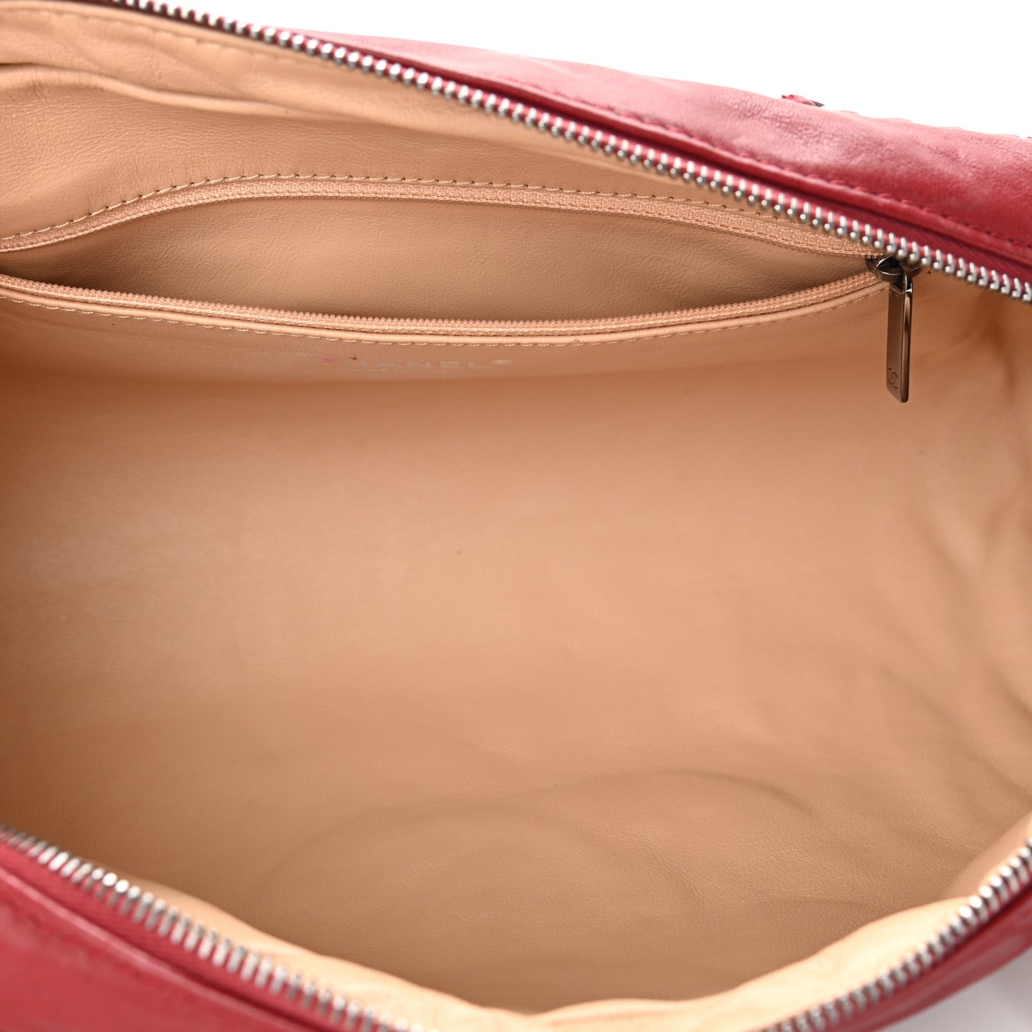 Smooth Calfskin Medium Luxe Ligne Bowler Red