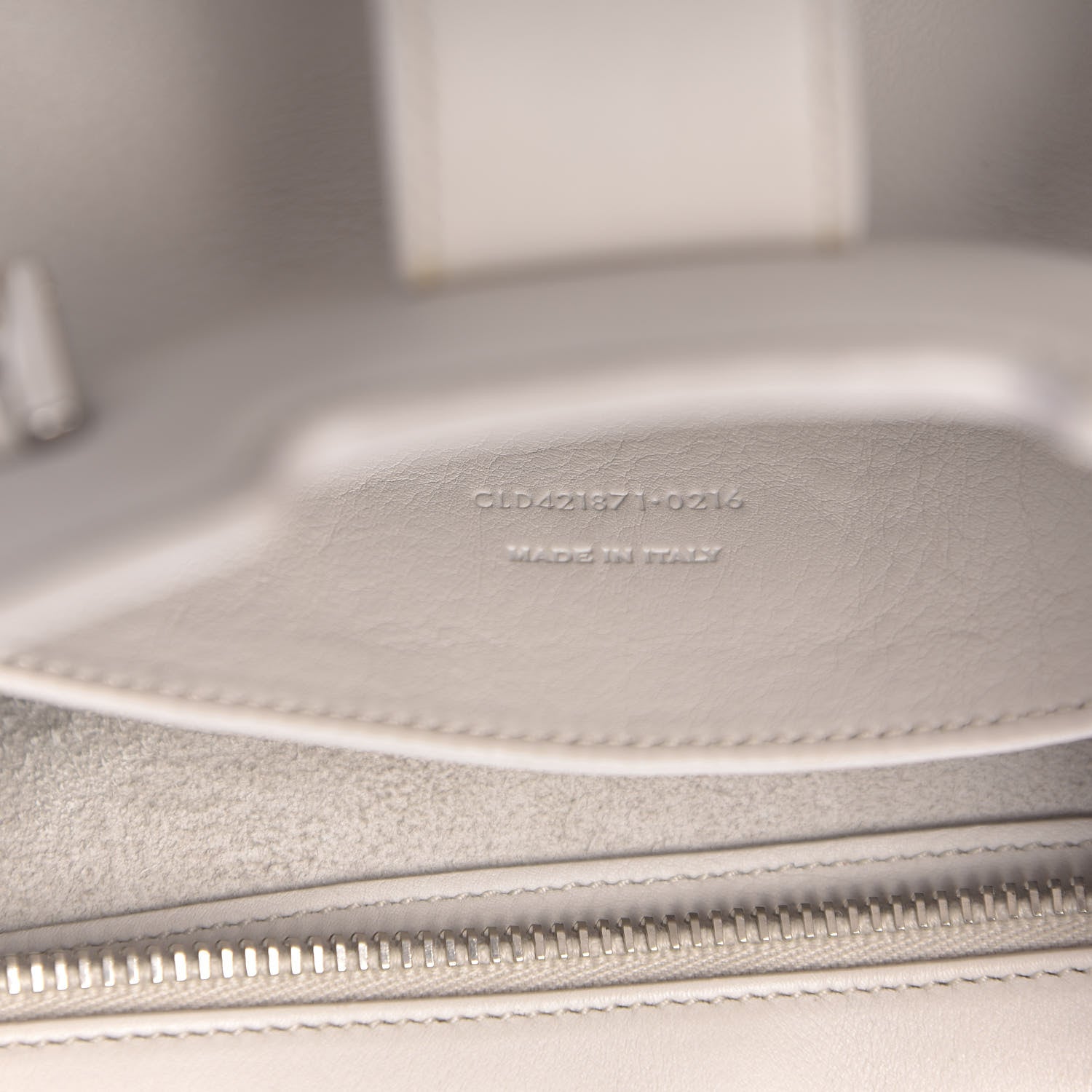 Saint Laurent Smooth Calfskin Baby Monogram Cabas Gris Perle 8 of 22