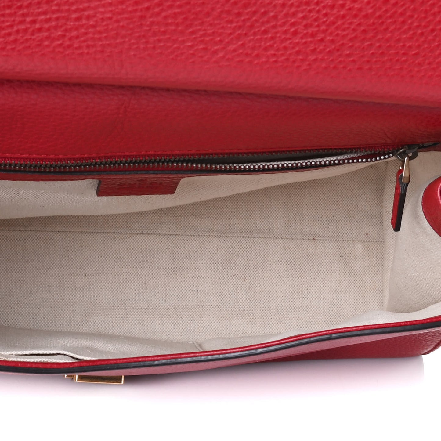 Calfskin Feline Medium GG Marmont Top Handle Bag Vulcanic Red