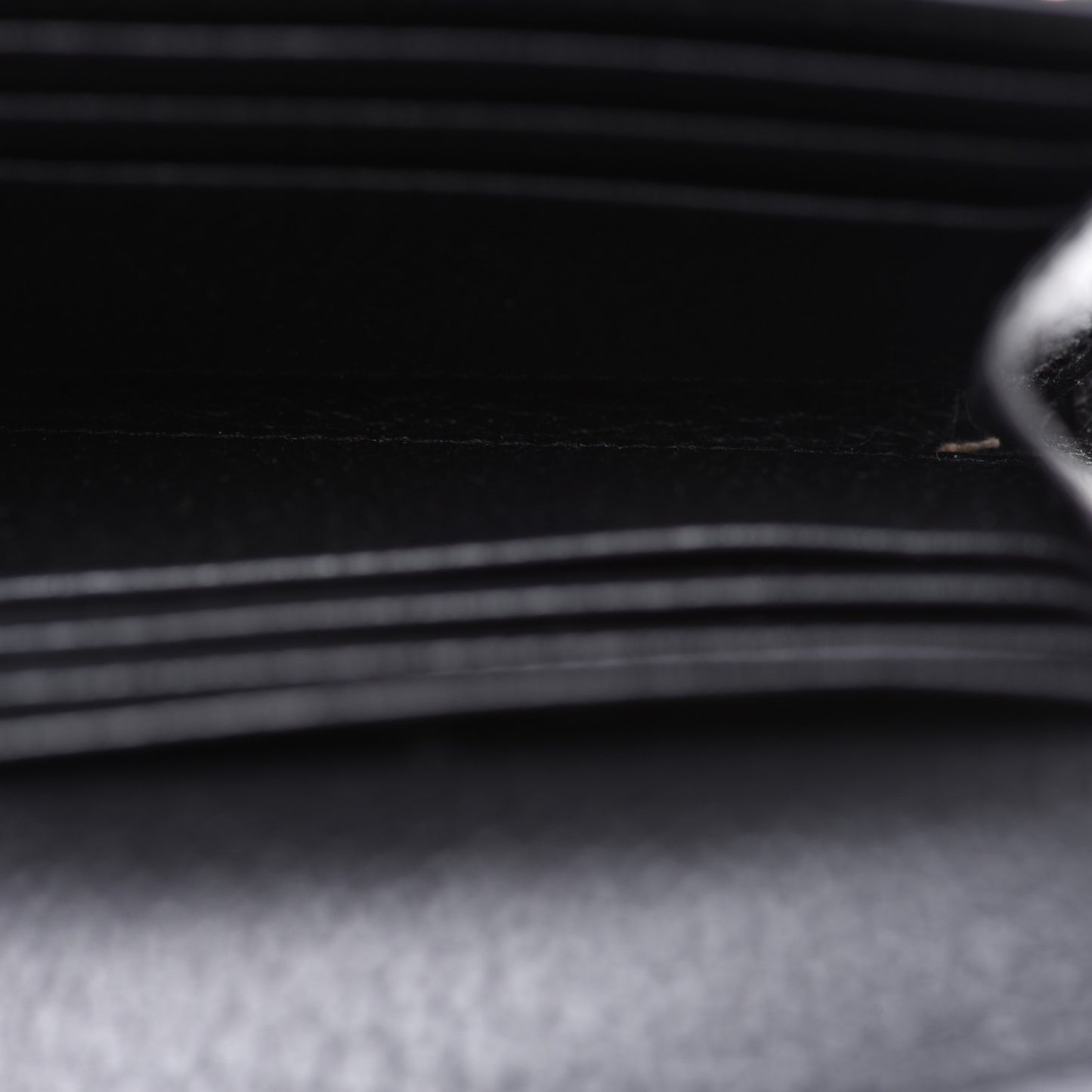 Dollar Calfskin GG Supreme Monogram Medium GG Marmont Wallet Black Beige Ebony