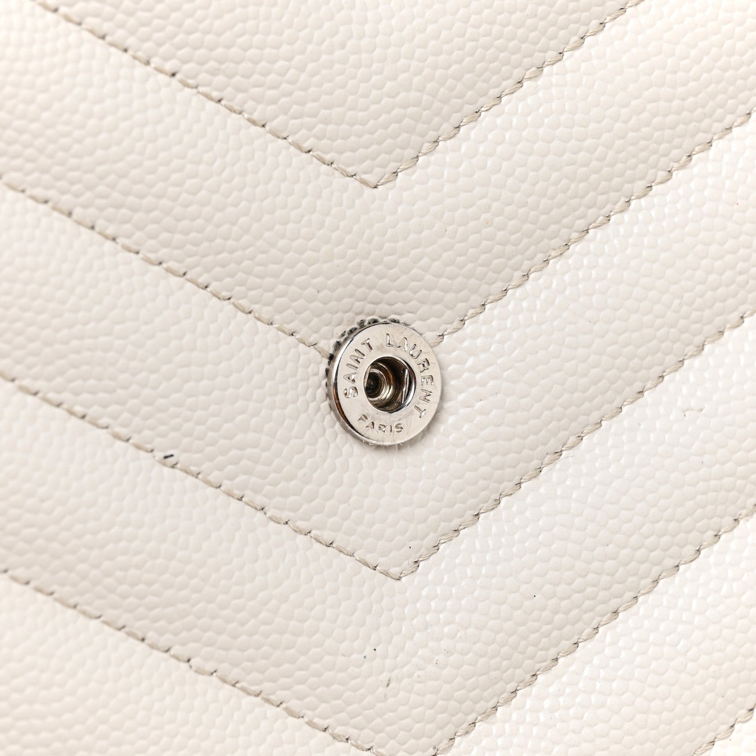 Saint Laurent Grain De Poudre Matelasse Chevron Monogram Chain Wallet Optical White 12 of 16