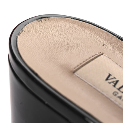 Valentino Garavani Patent Lacquered Monochrome Rockstud 60mm Caged Slide Sandals 40 Black 11 of 13