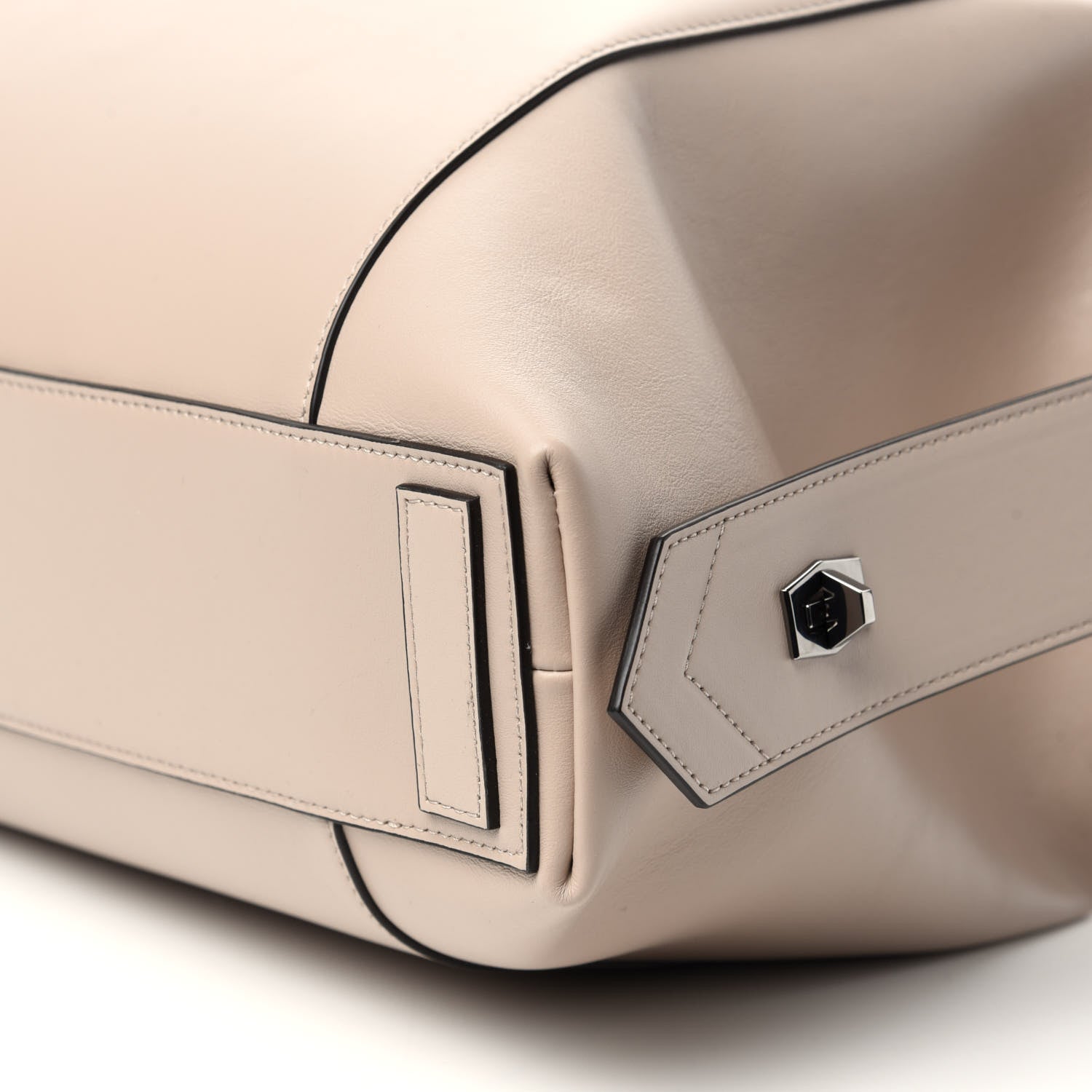 Givenchy Soft Calfskin Medium Soft Antigona Dune 8 of 10