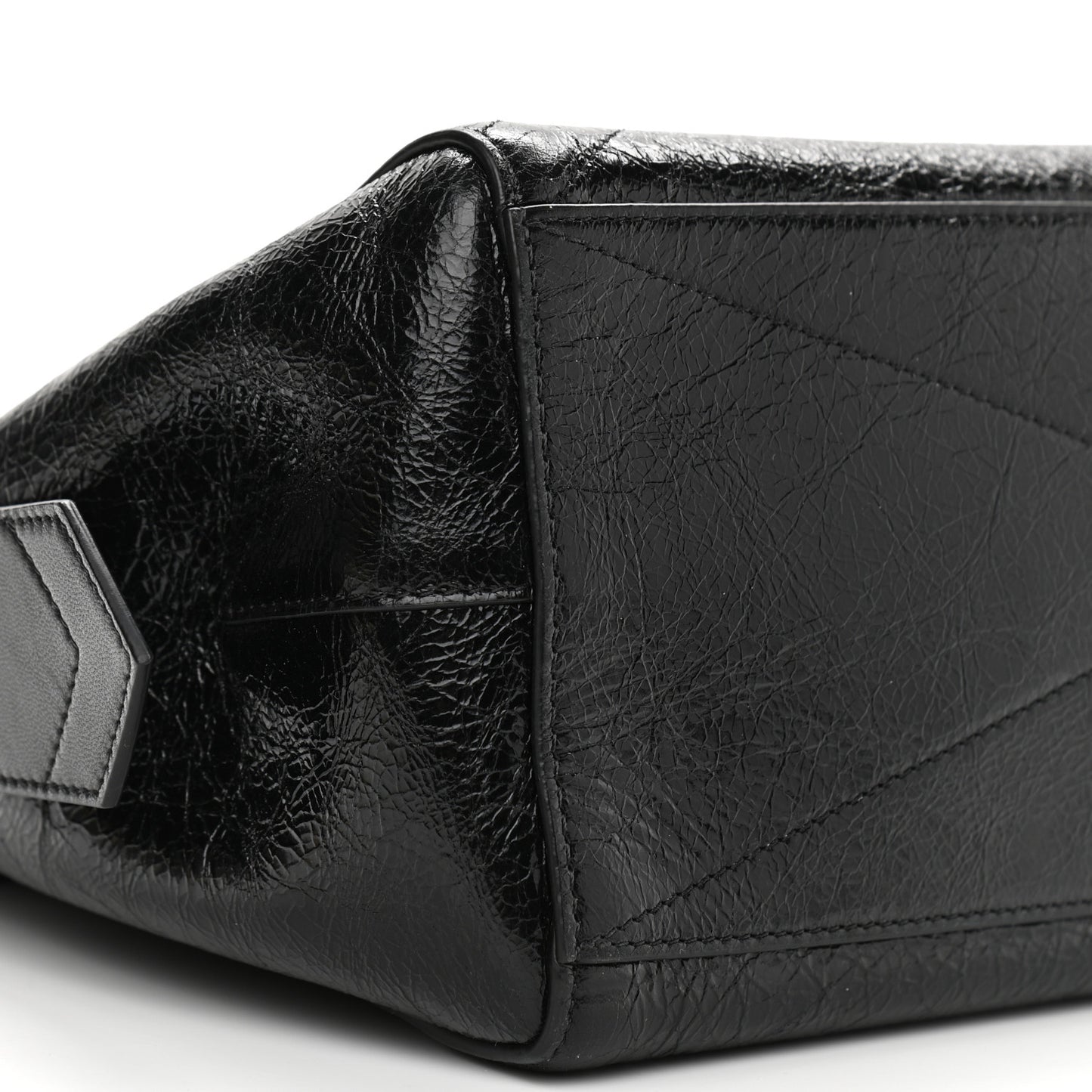 Creased Patent Calfskin Medium ID Flap Black