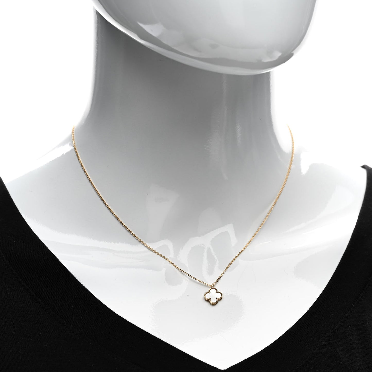 18K Yellow Gold Mother of Pearl Sweet Alhambra Pendant Necklace