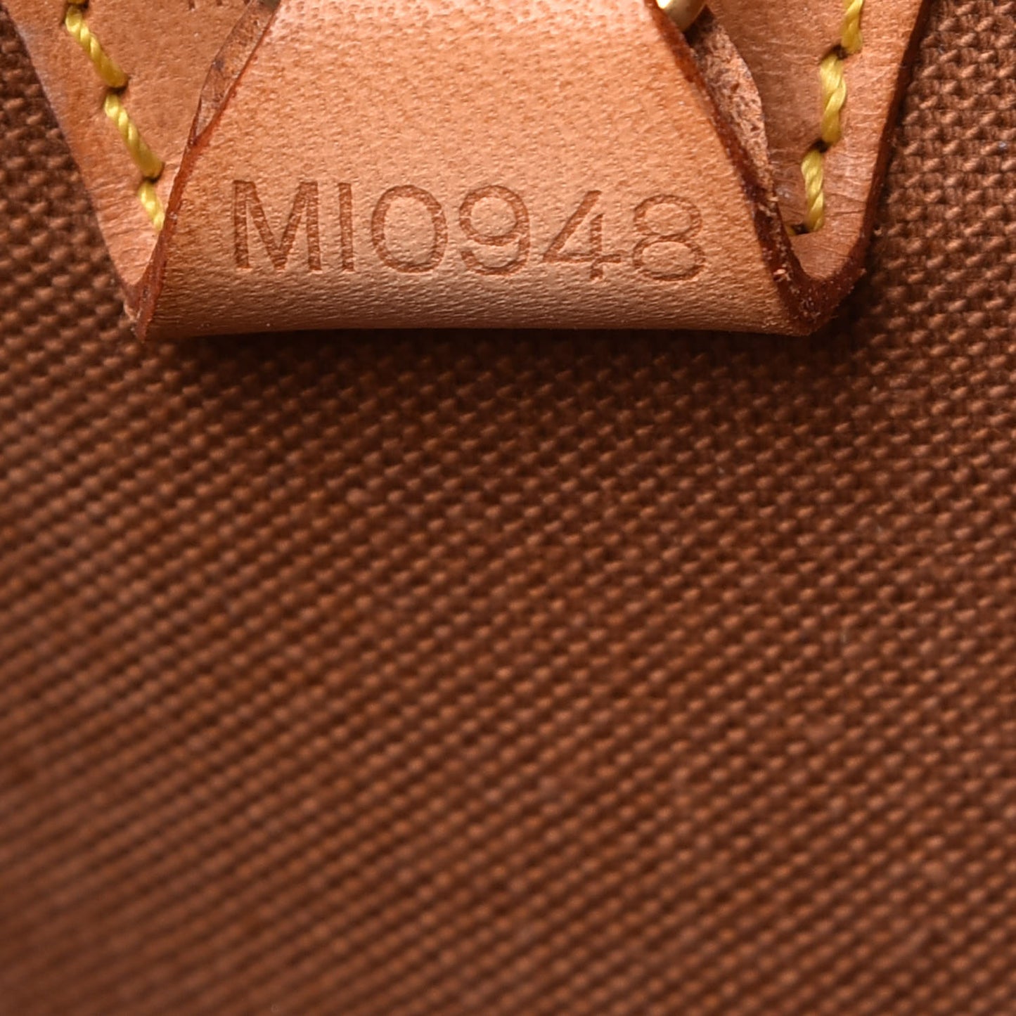 Monogram Ellipse MM