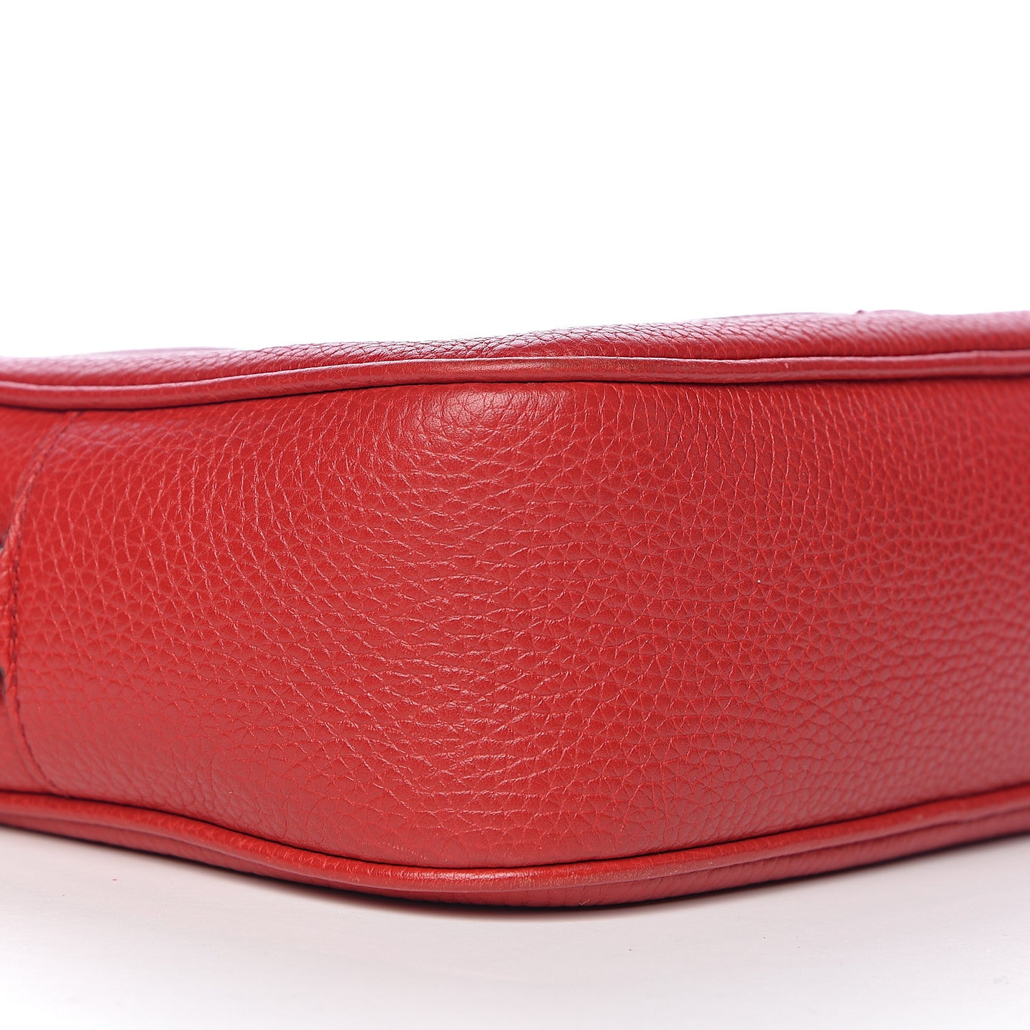 Pebbled Calfskin Small Soho Disco Bag Tabasco Red