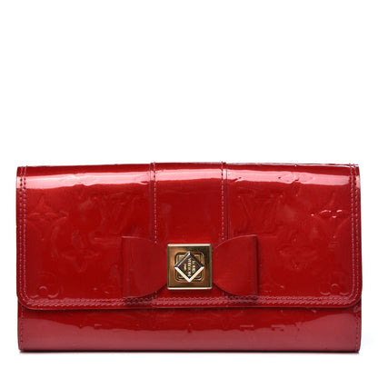 Louis Vuitton Vernis Sarah Noeud Wallet Pomme D'Amour 1 of 10