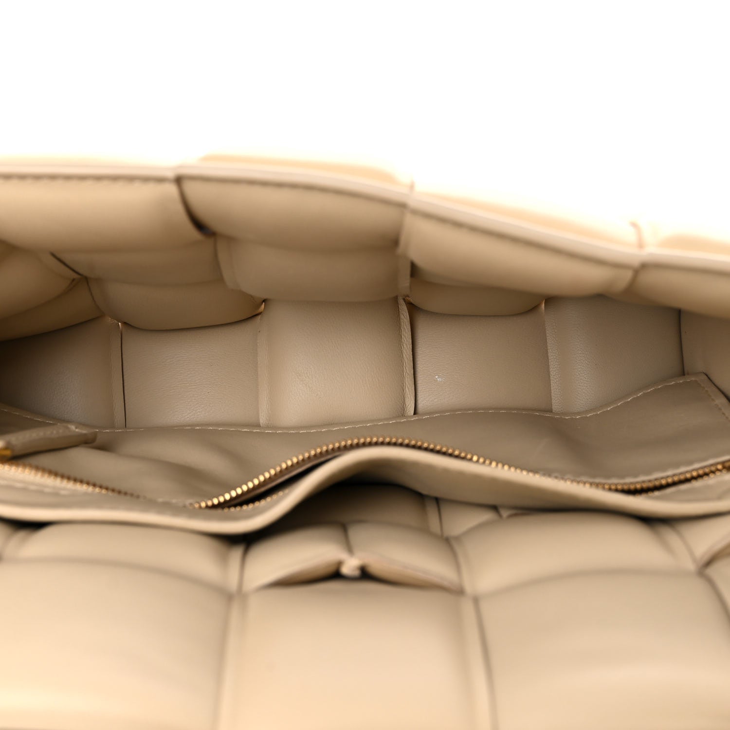 Bottega Veneta Nappa Maxi Intreccio Padded Cassette Crossbody Bag Porridge 5 of 16