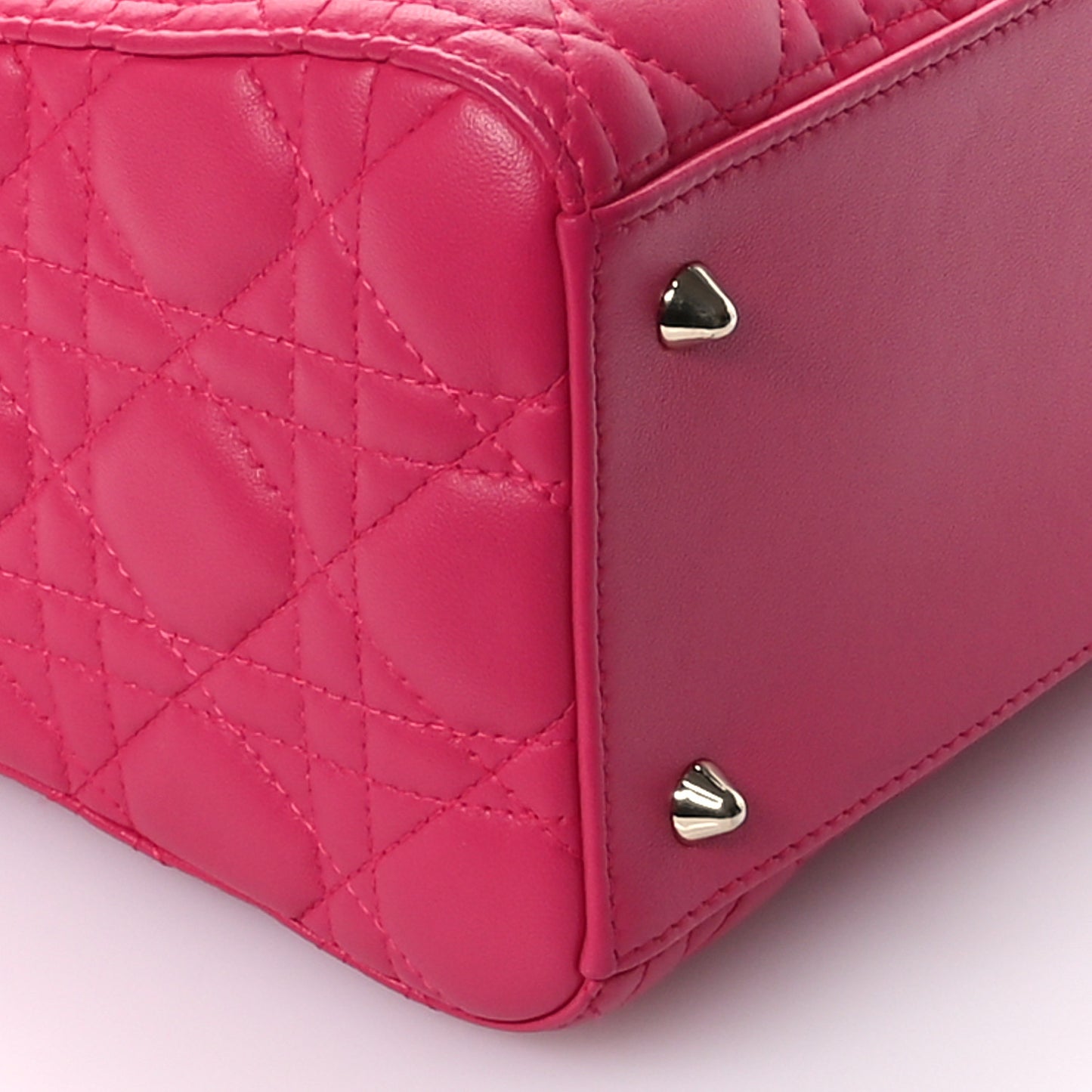 Lambskin Cannage Medium Lady Dior Fuchsia
