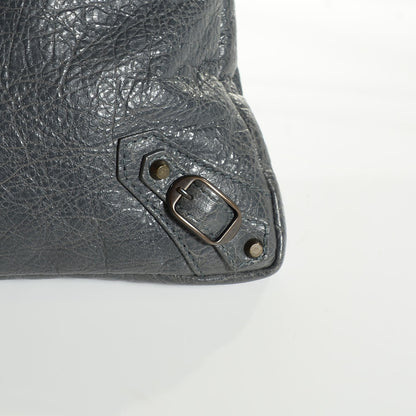 Balenciaga Agneau Classic Hardware Flat Crossbody Gris Tarmac 15 of 26