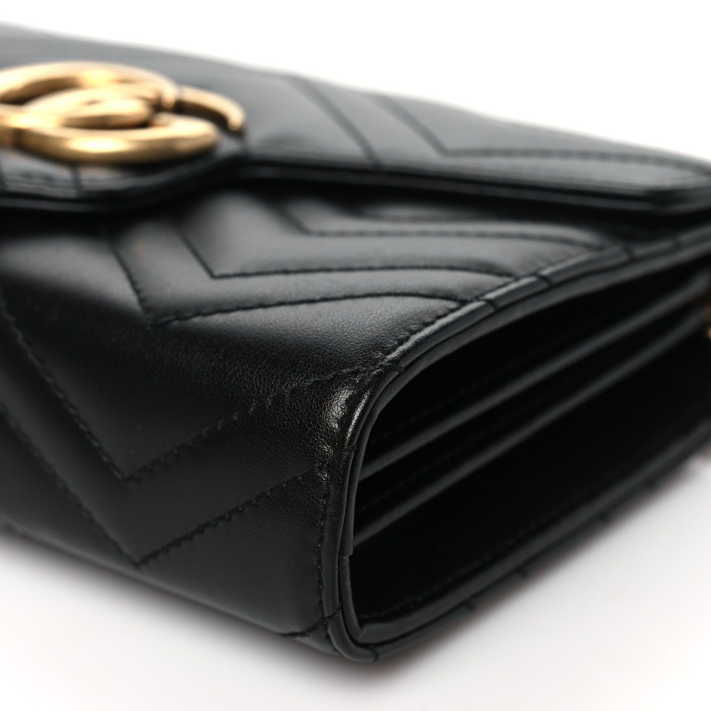 Calfskin Matelasse GG Marmont Chain Wallet Black
