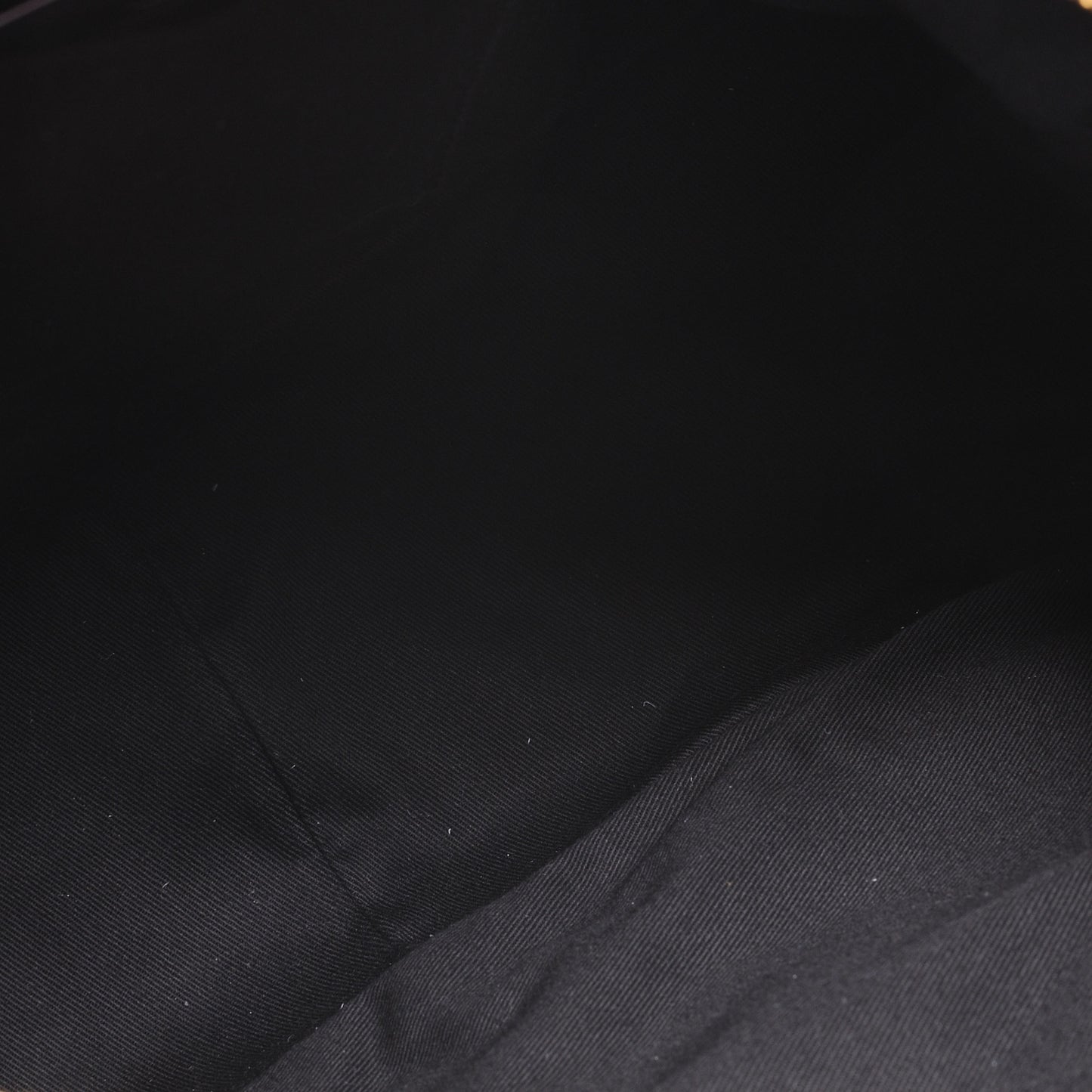 Leather Studded Medium Paraty Black
