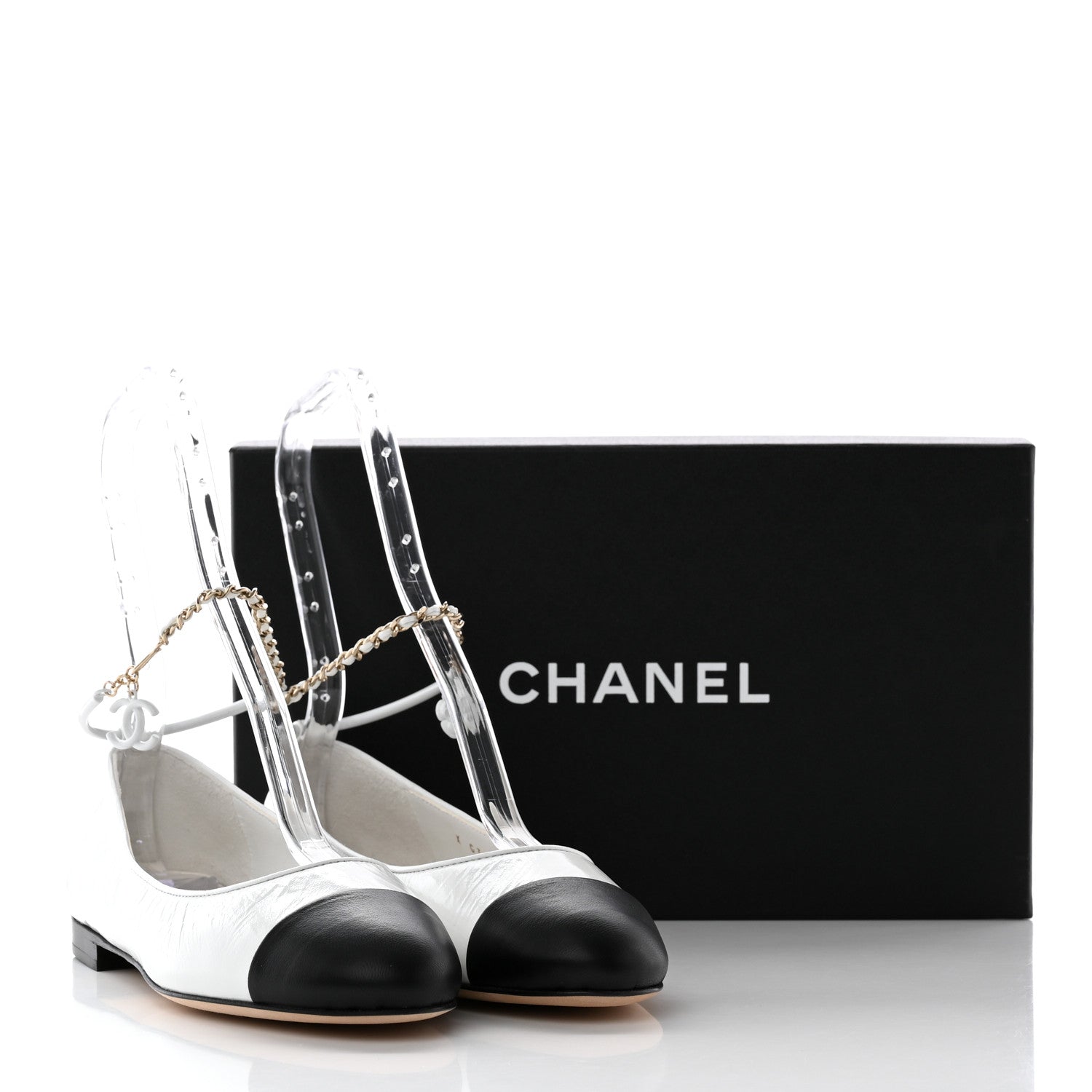 Chanel Shiny Lambskin Lambskin Metal Cap Toe Ankle Chain Ballerina Flats 38 White Black 17 of 17