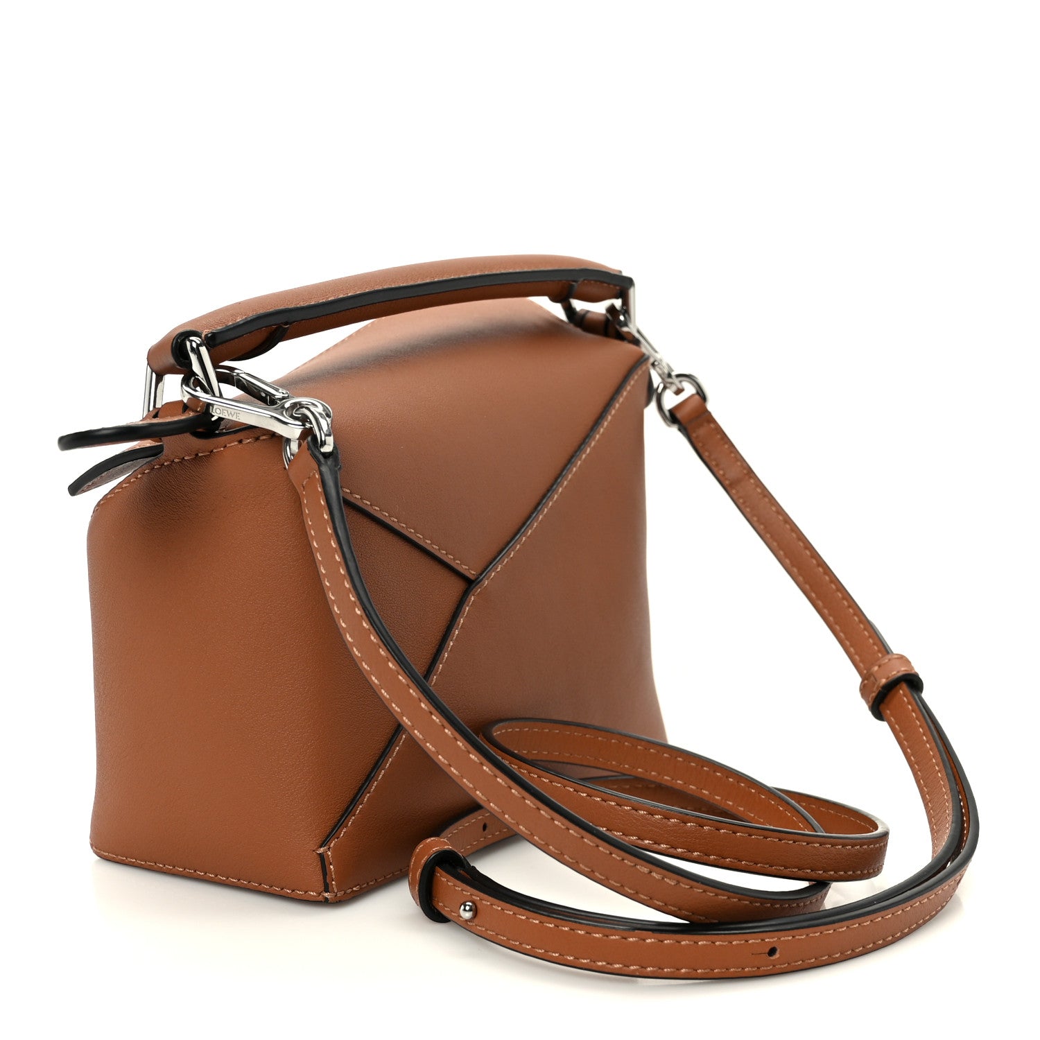 LOEWE Puzzle Bag ミニ タン Loewe Calfskin Mini Puzzle Bag Tan 1866101 – FASHIONPHILE