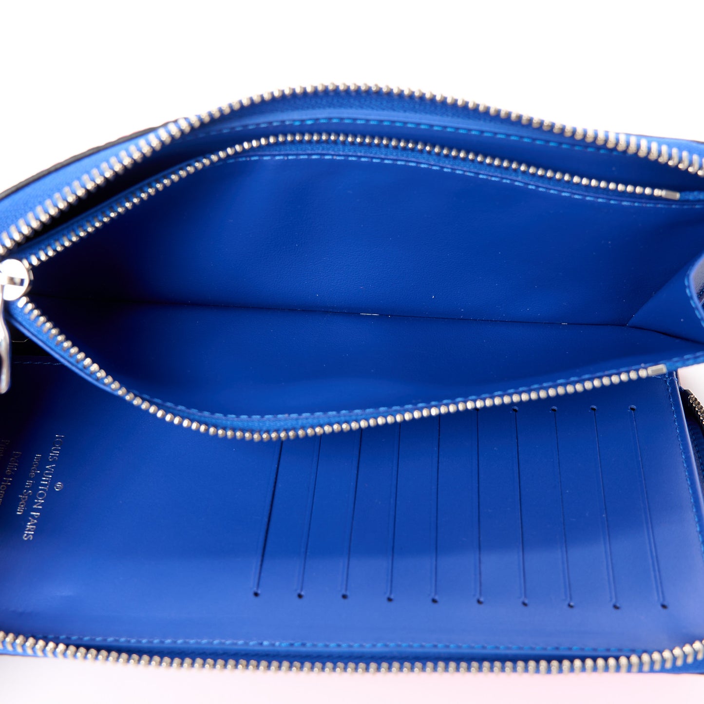 Taurillon Illusion Zippy Vertical Wallet Bleu Rose