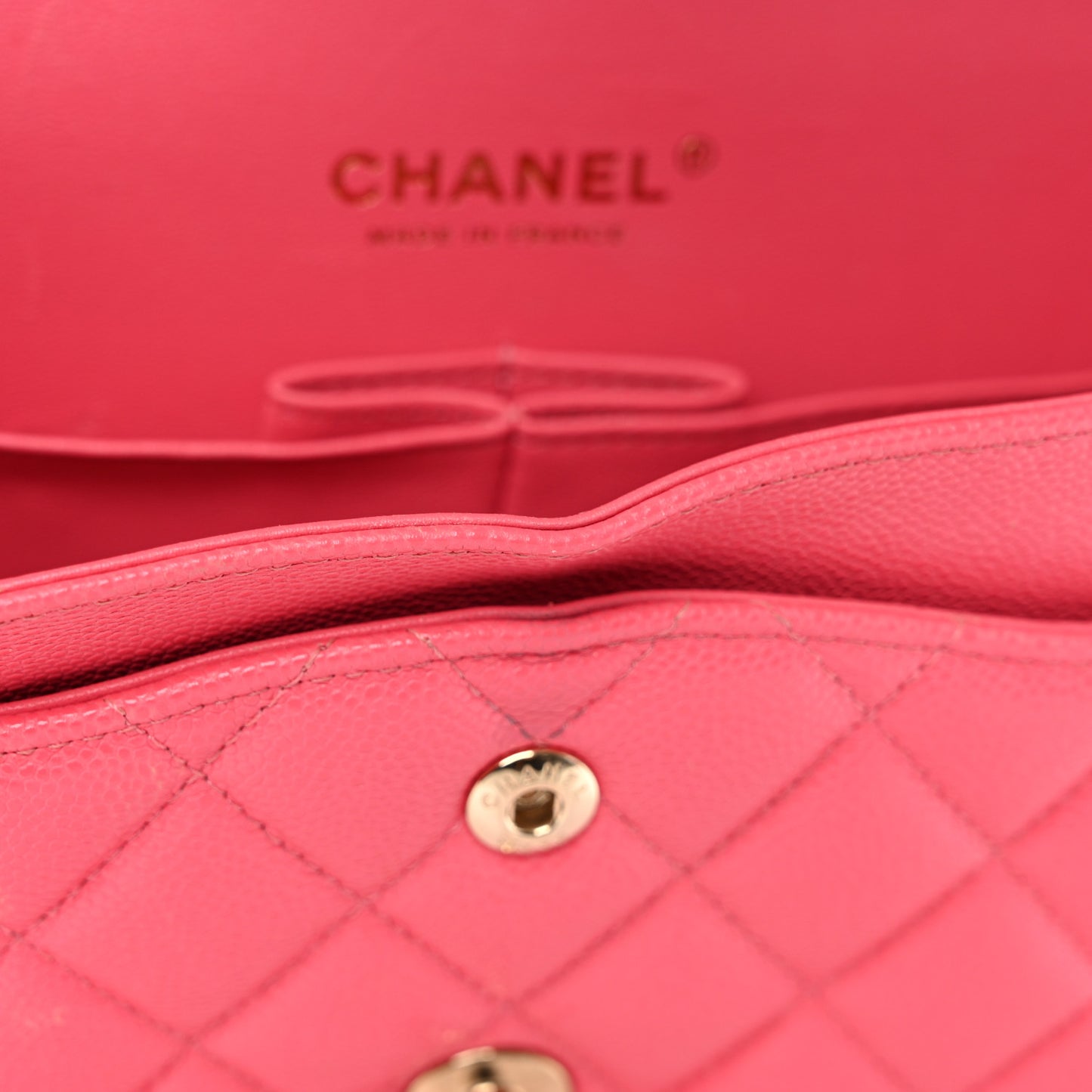 Shiny Caviar Quilted Medium Double Flap Pink