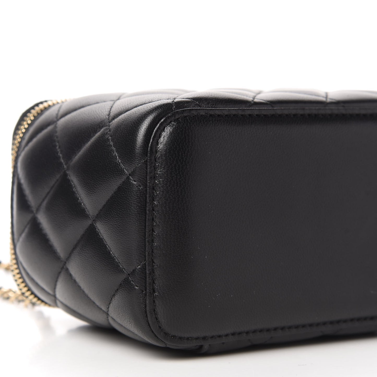 Lambskin Quilted Small Vanity Case With Chain Black