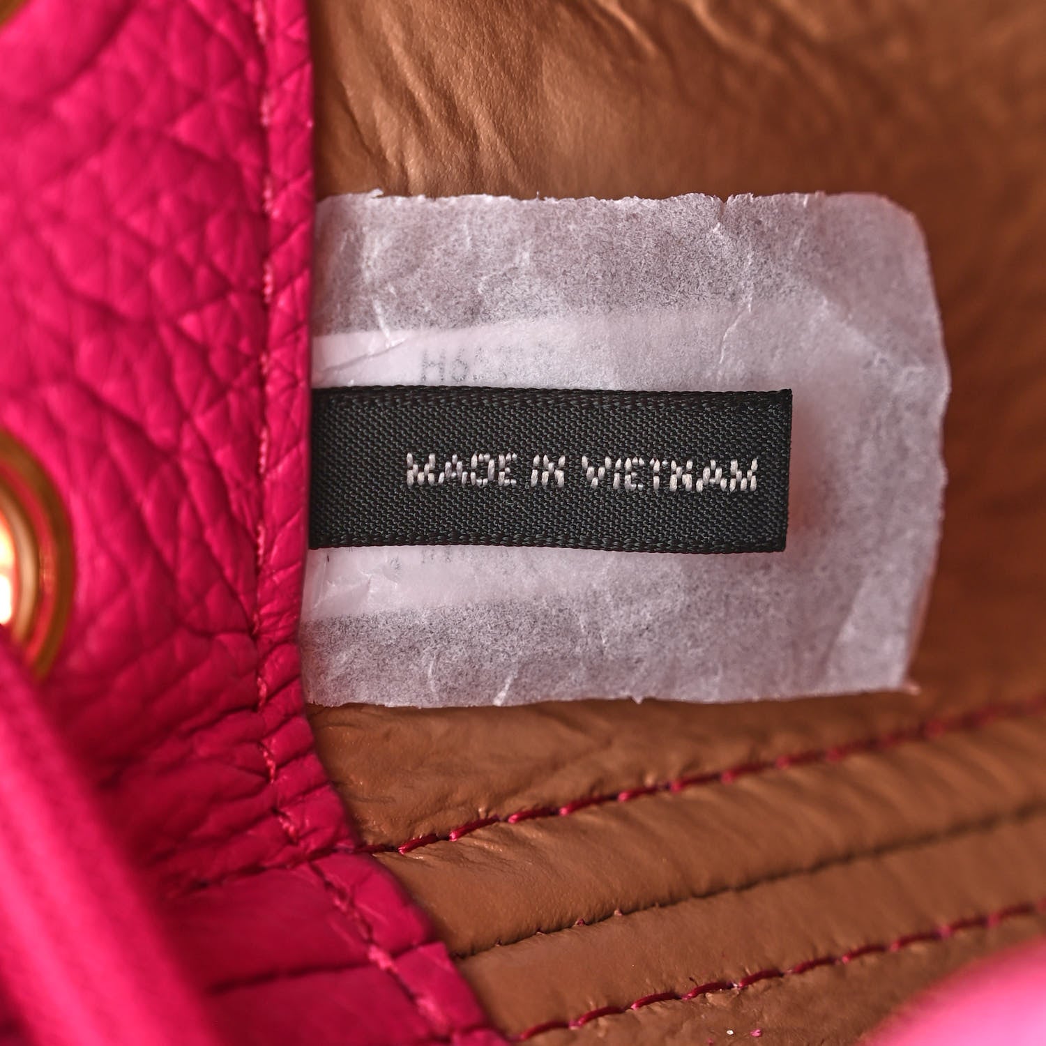 Marc Jacobs Grained Calfskin The Bucket Bag Lipstick Pink 7 of 11